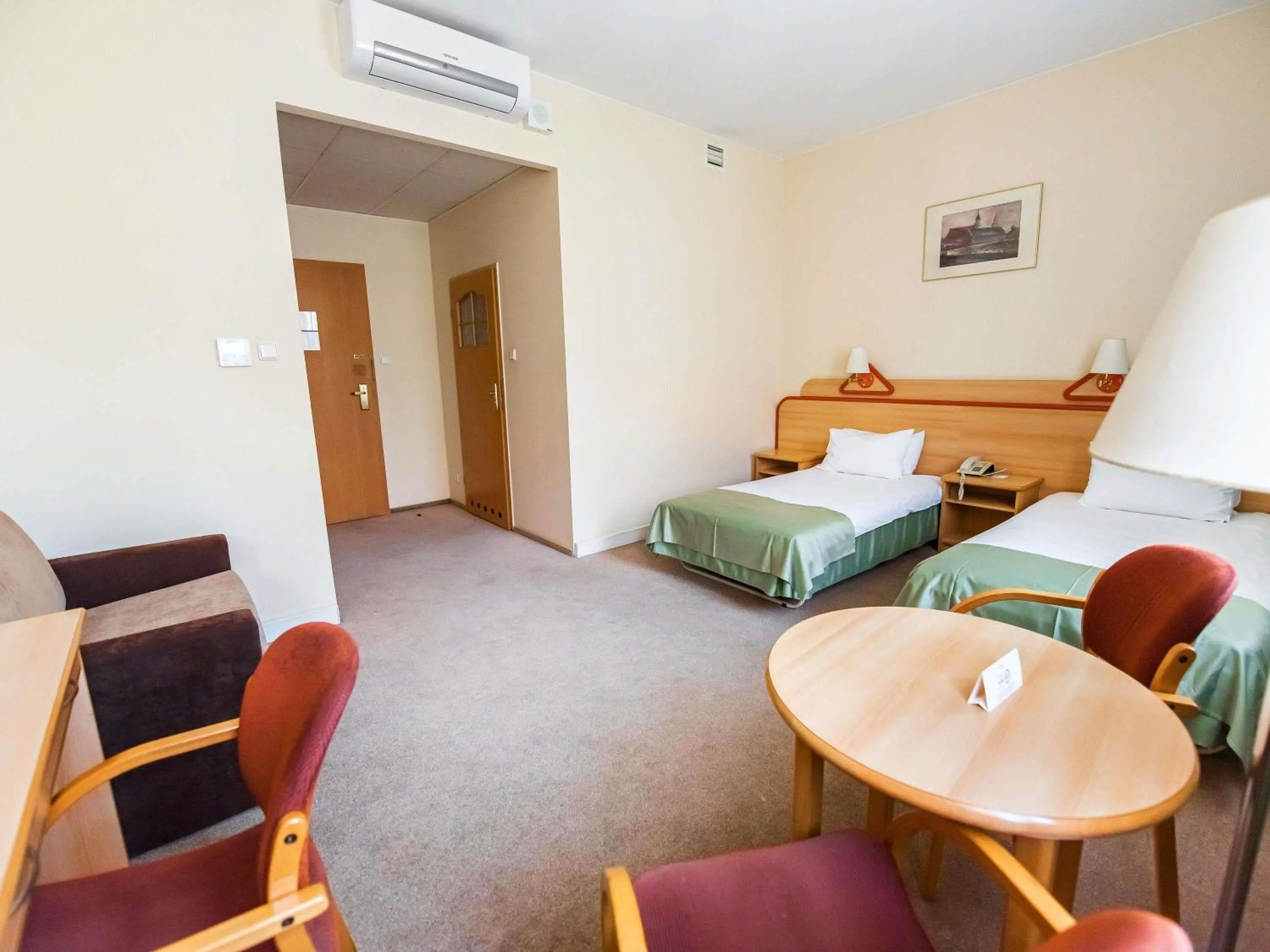 Bedroom, Bed in Mercure Opole