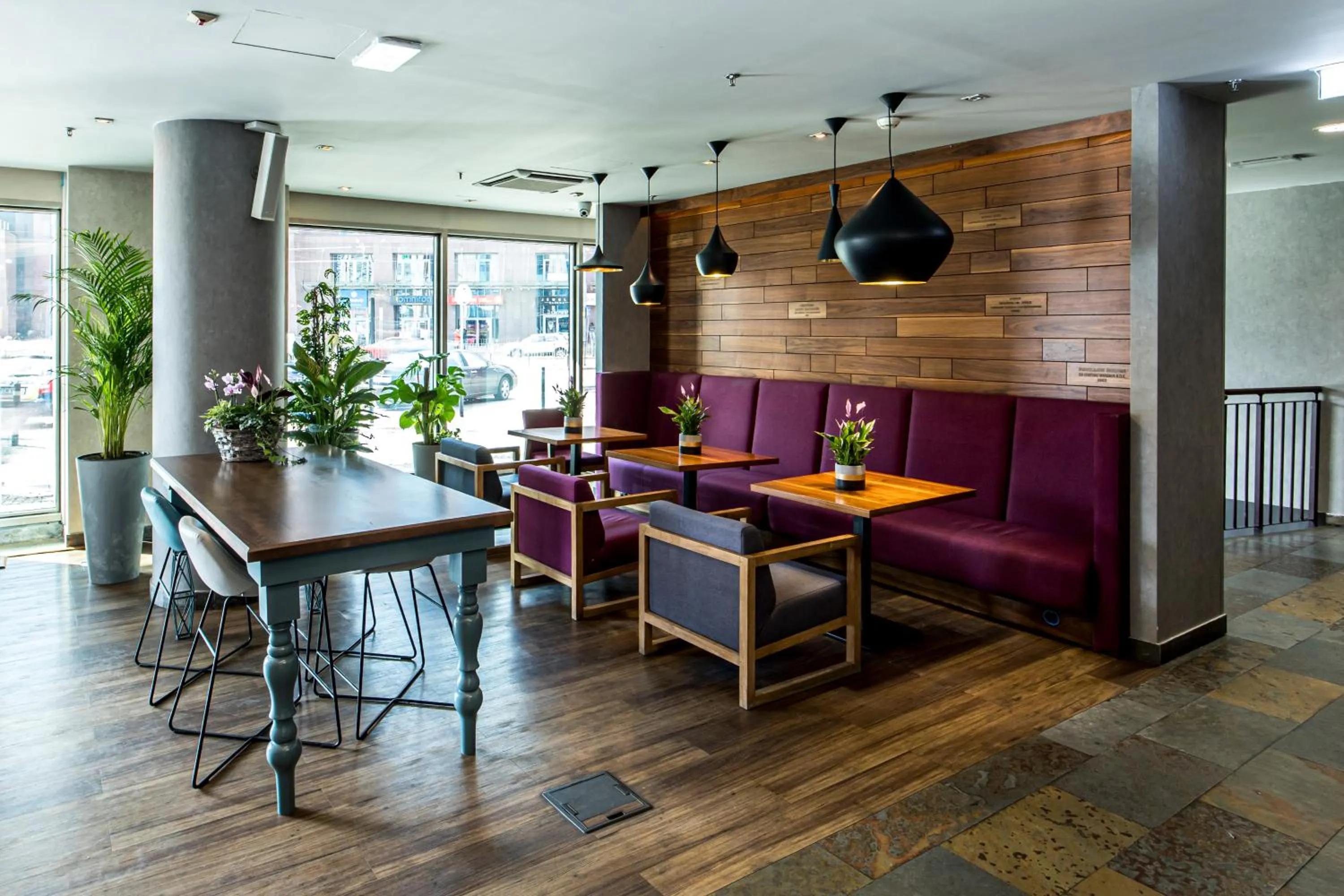 Lobby or reception in Mercure Wrocław Centrum
