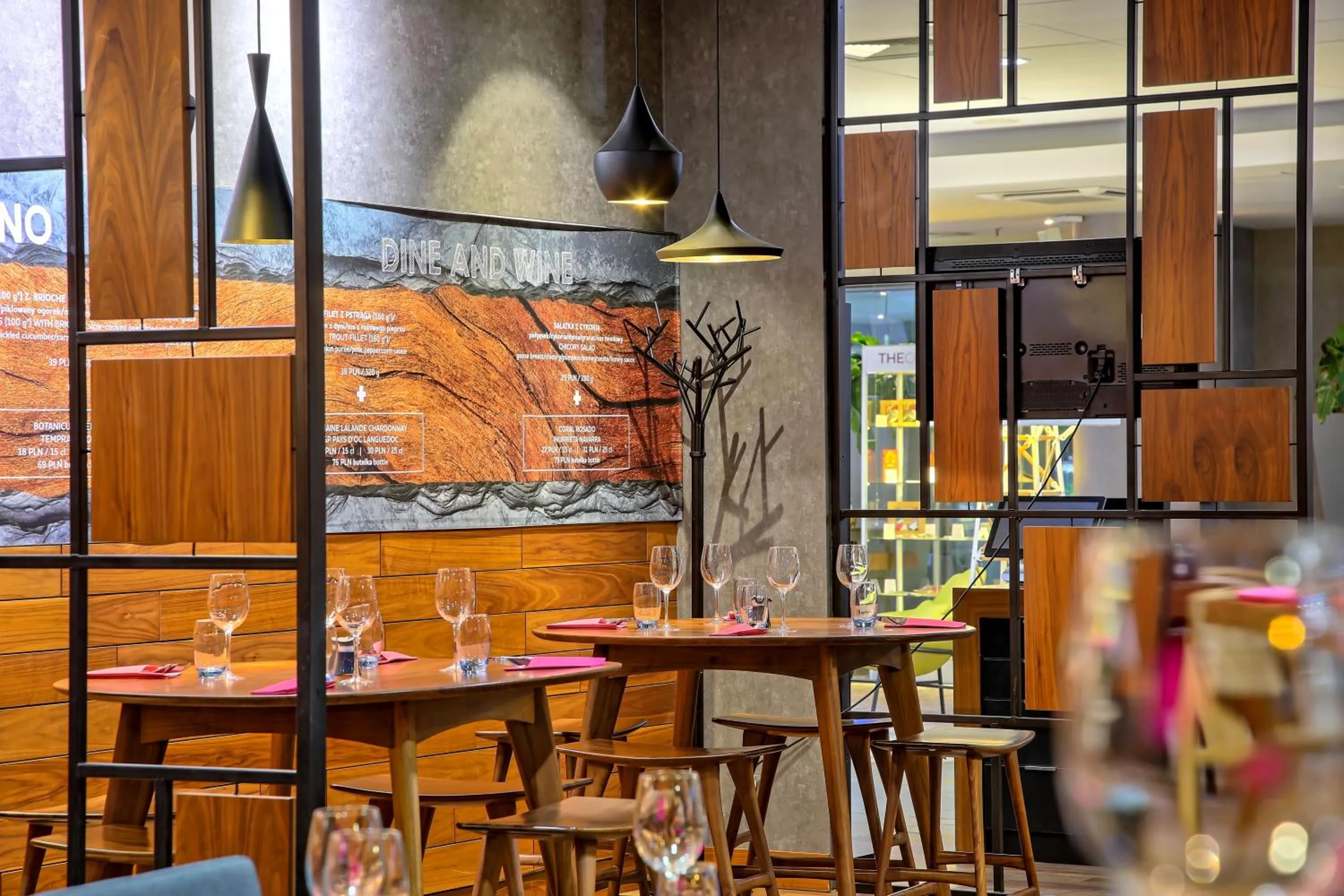 Restaurant/places to eat in Mercure Wrocław Centrum