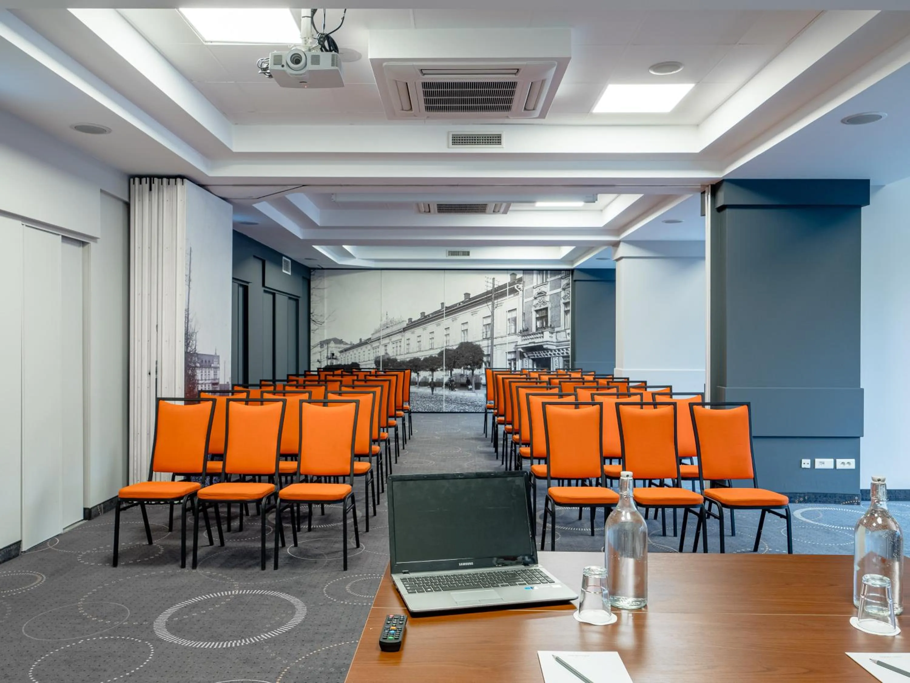 Meeting/conference room in Mercure Czestochowa Centrum