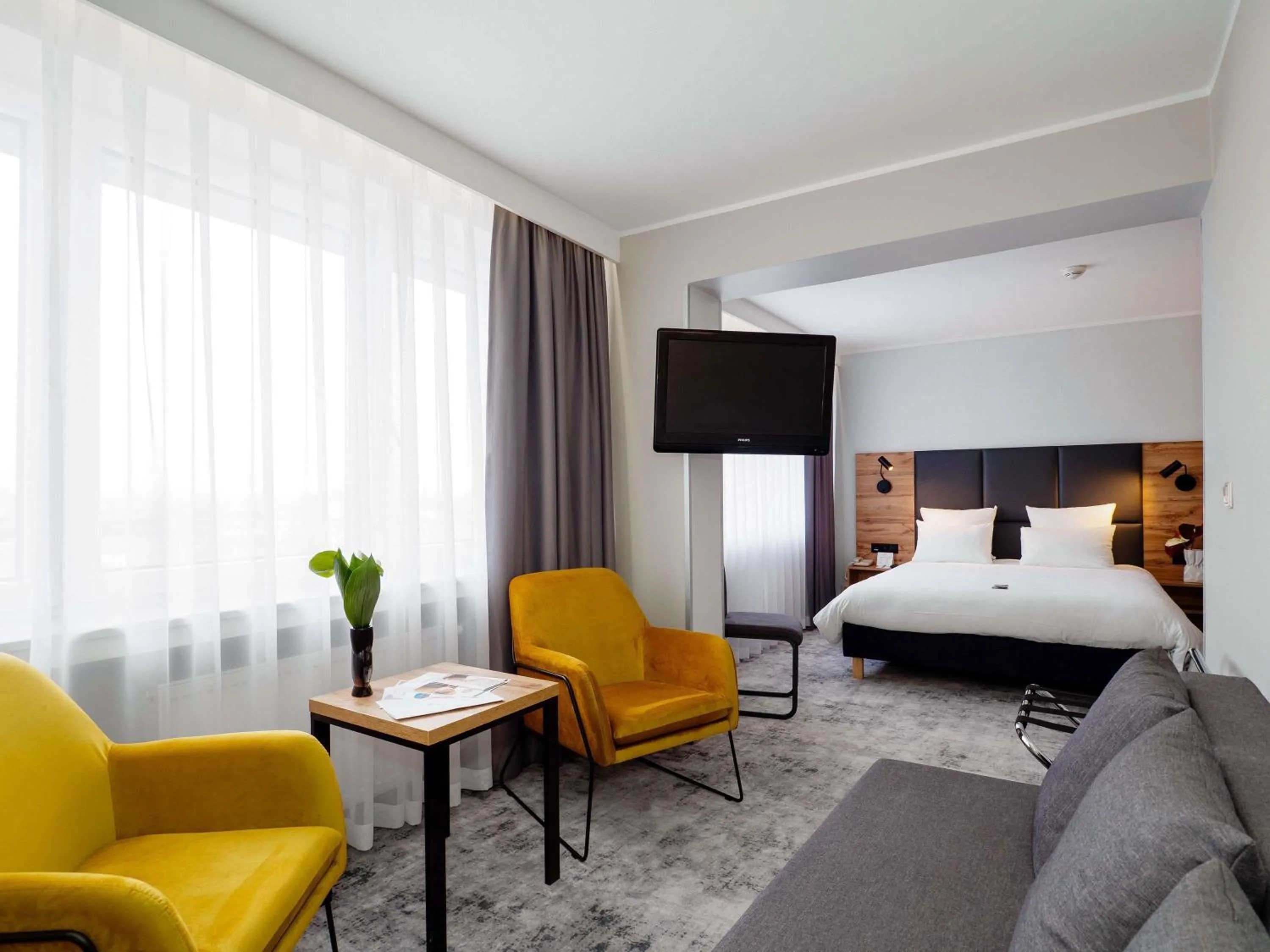 Bedroom, Bed in Mercure Czestochowa Centrum