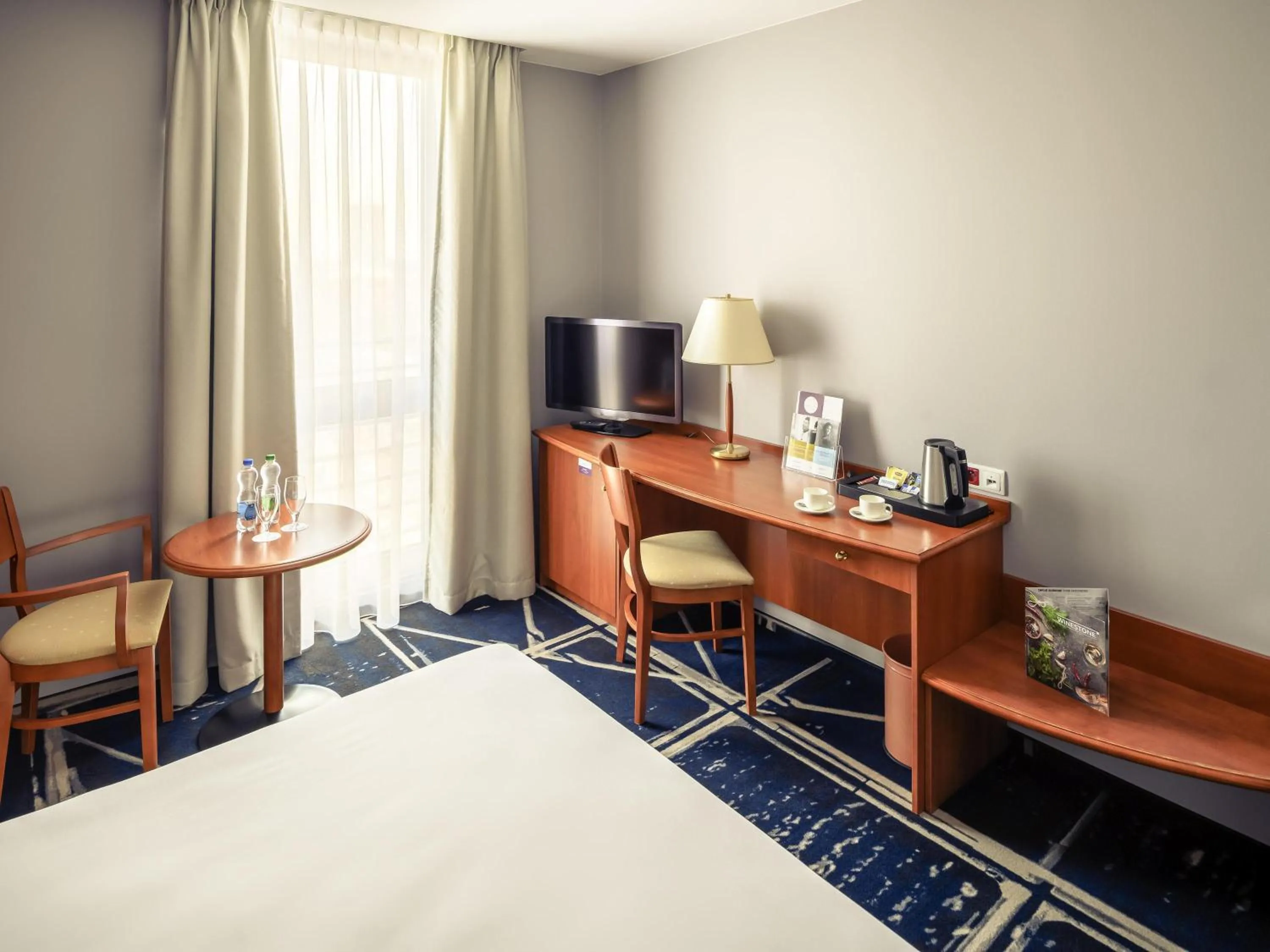 Bedroom, Bed in Hotel Mercure Poznań Centrum