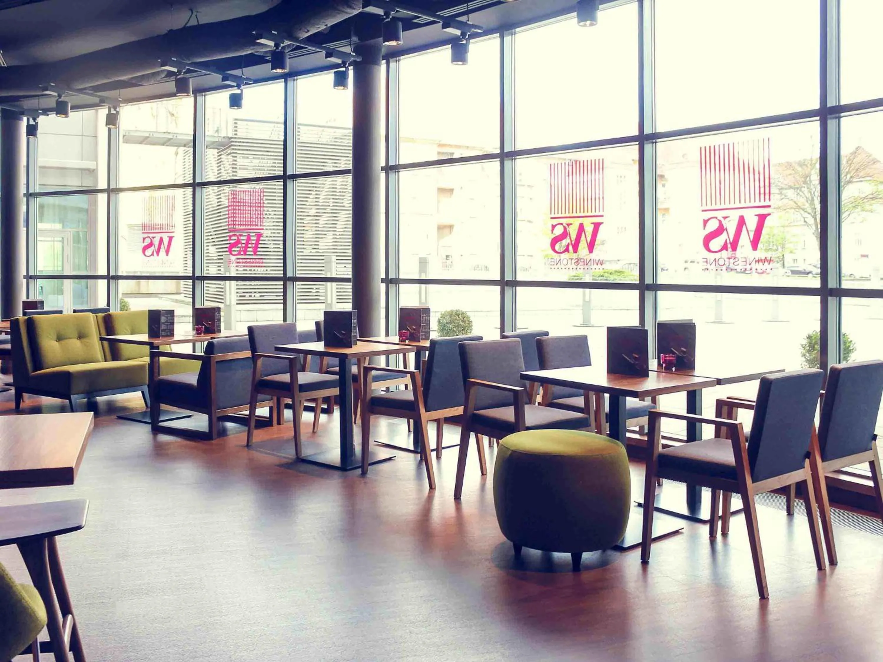 Restaurant/places to eat in Hotel Mercure Poznań Centrum