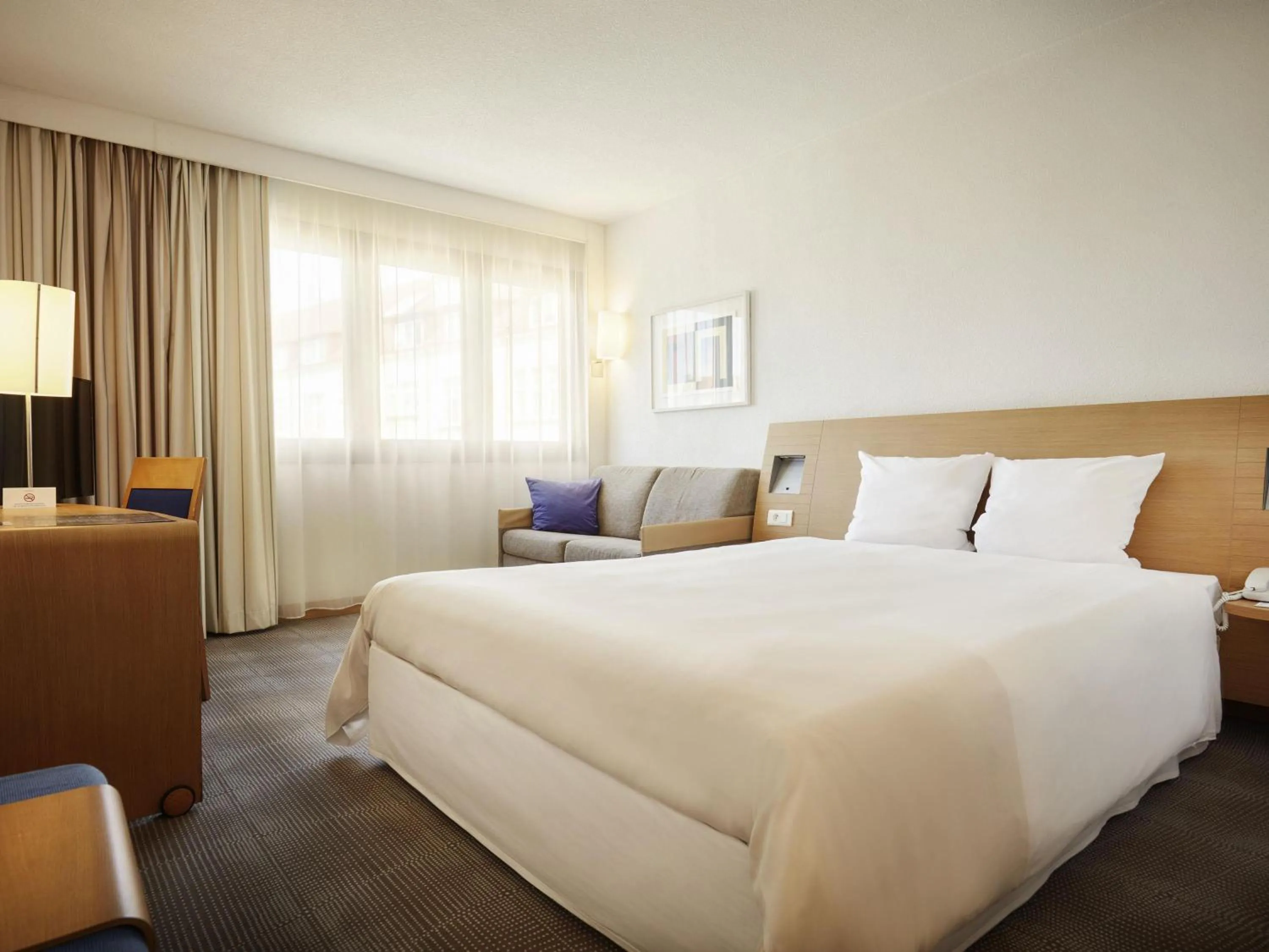 Bedroom, Bed in Novotel Gdansk Centrum