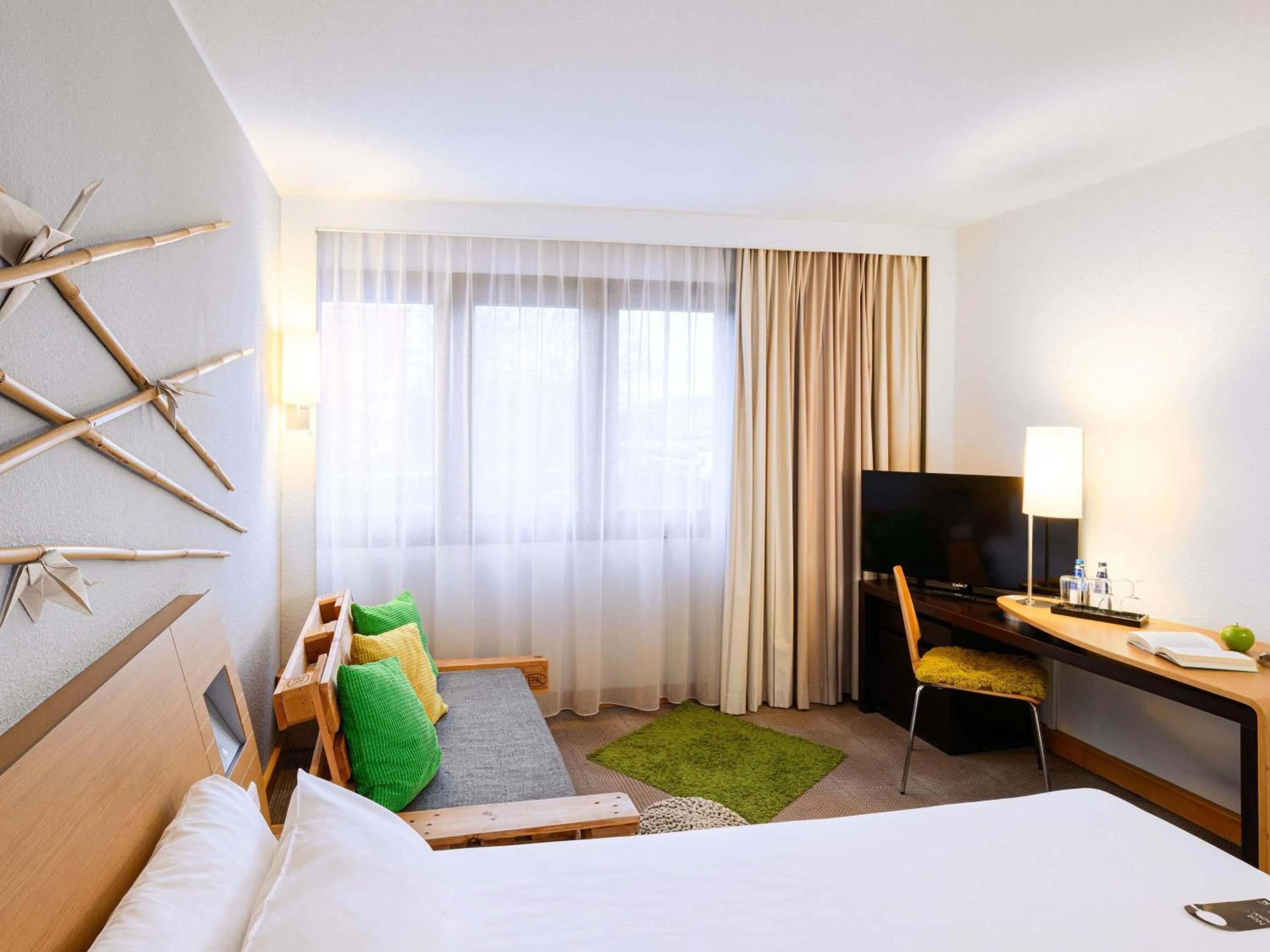 Bedroom, Bed in Novotel Gdansk Centrum