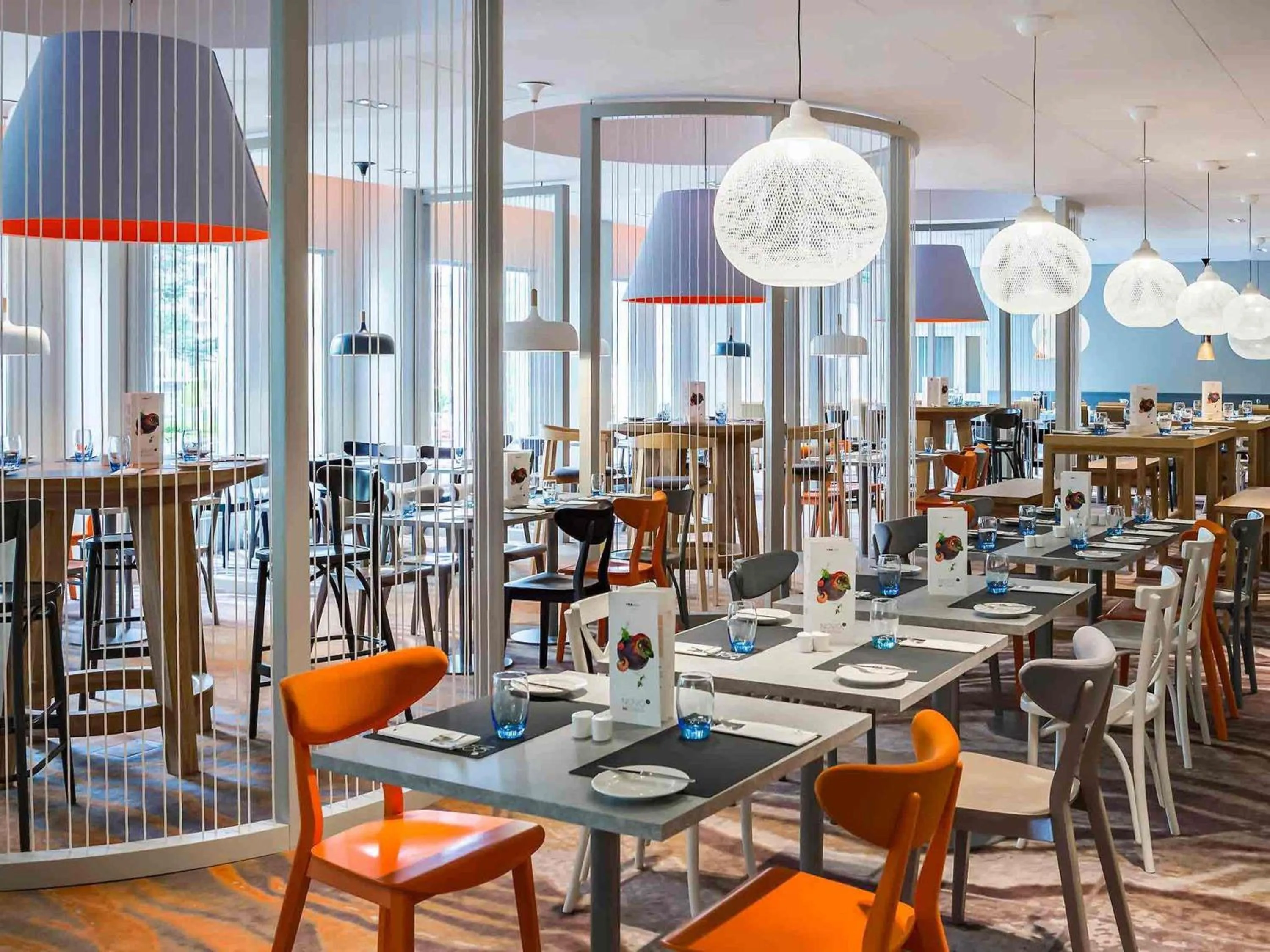 Restaurant/places to eat in Novotel Kraków City West