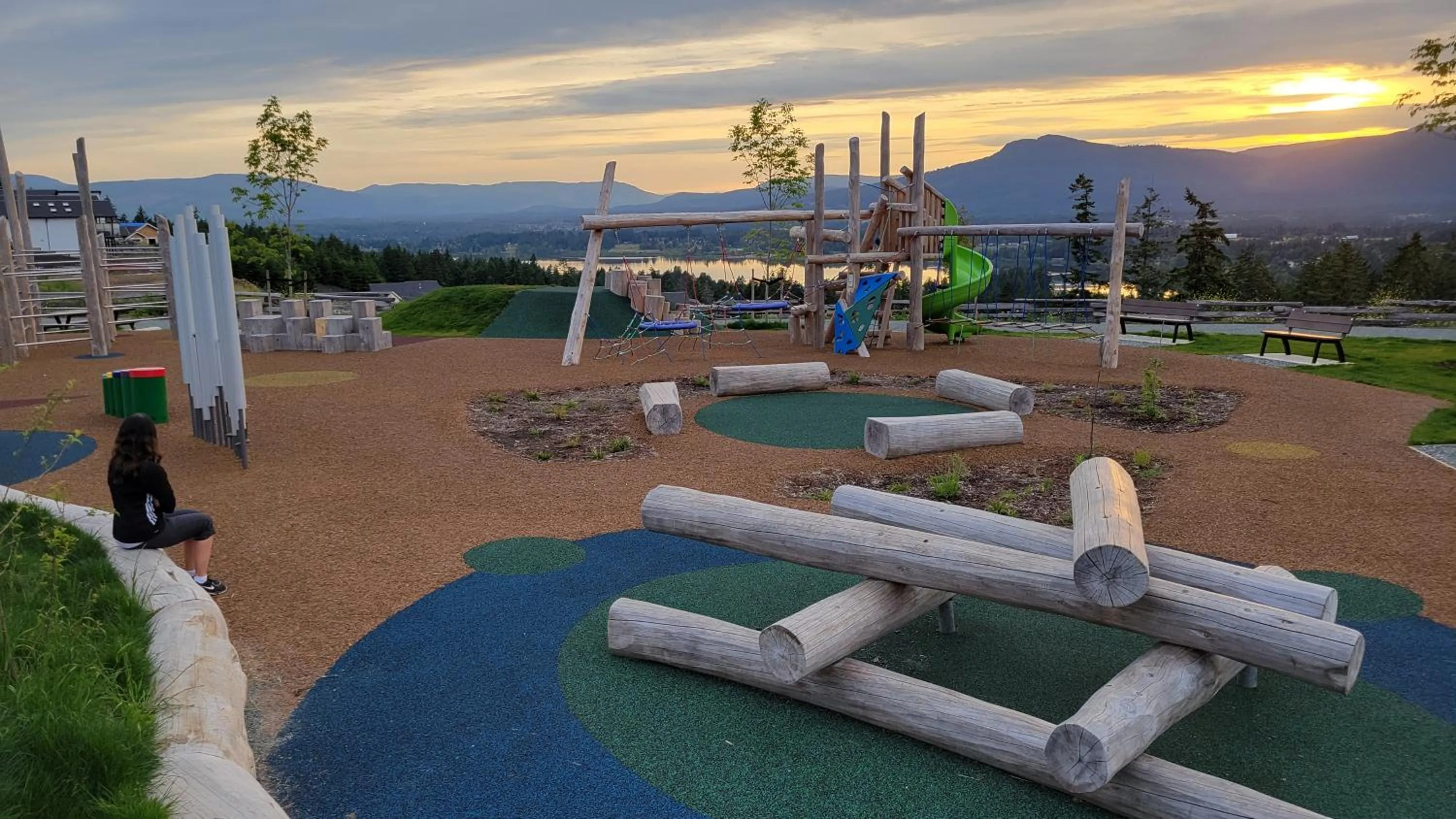 M&M's Maple Bay Mountain Guesthouse