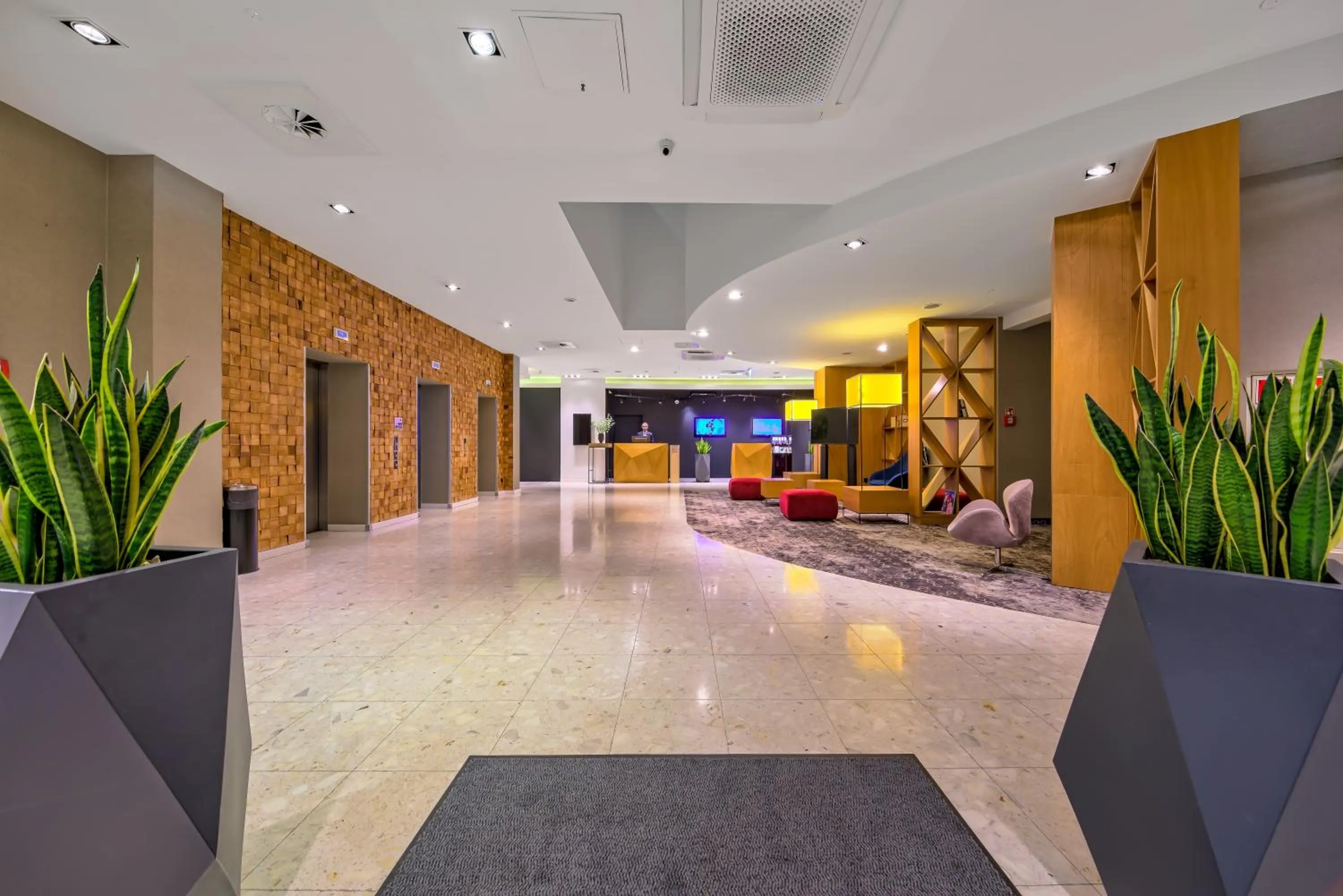 Lobby or reception in Novotel Kraków Centrum