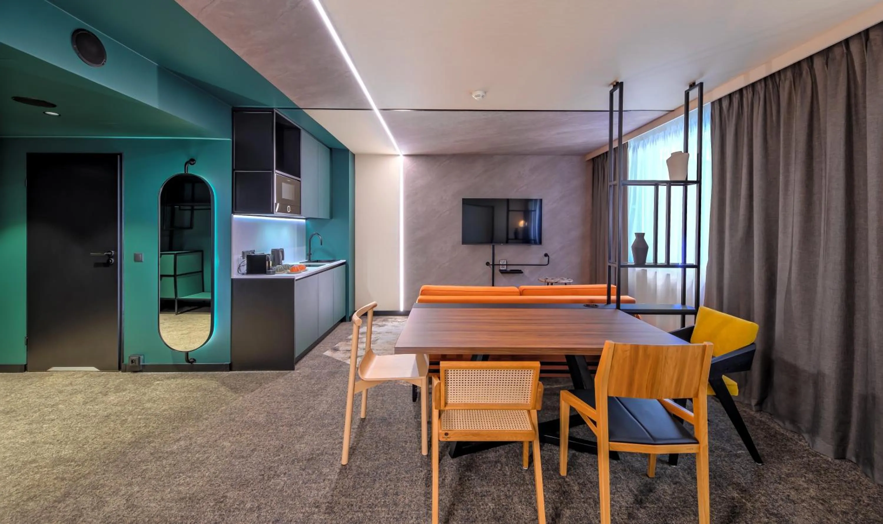 TV and multimedia in Novotel Kraków Centrum