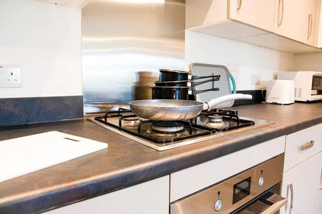 Kitchen or kitchenette in A luxury 2 bedroom apartment with 2 free parking