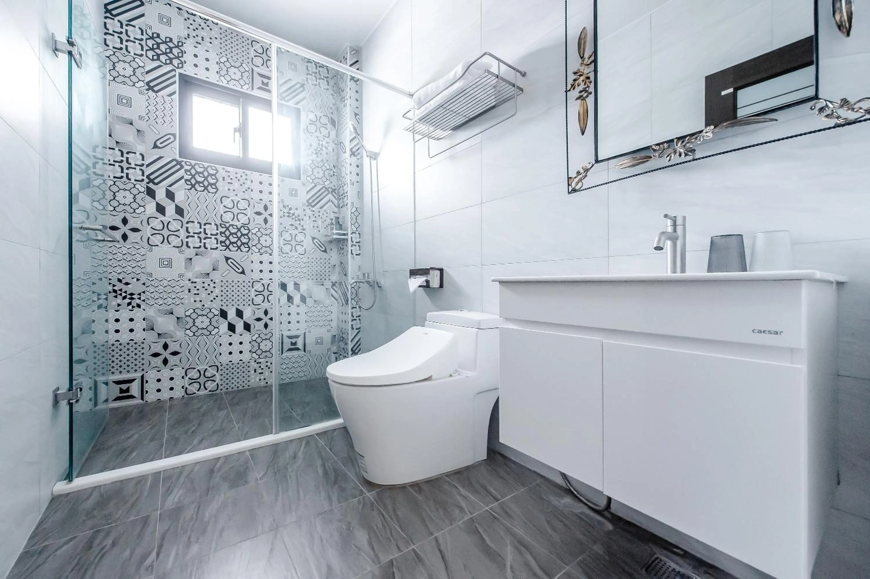 Shower in Choco Style Inn