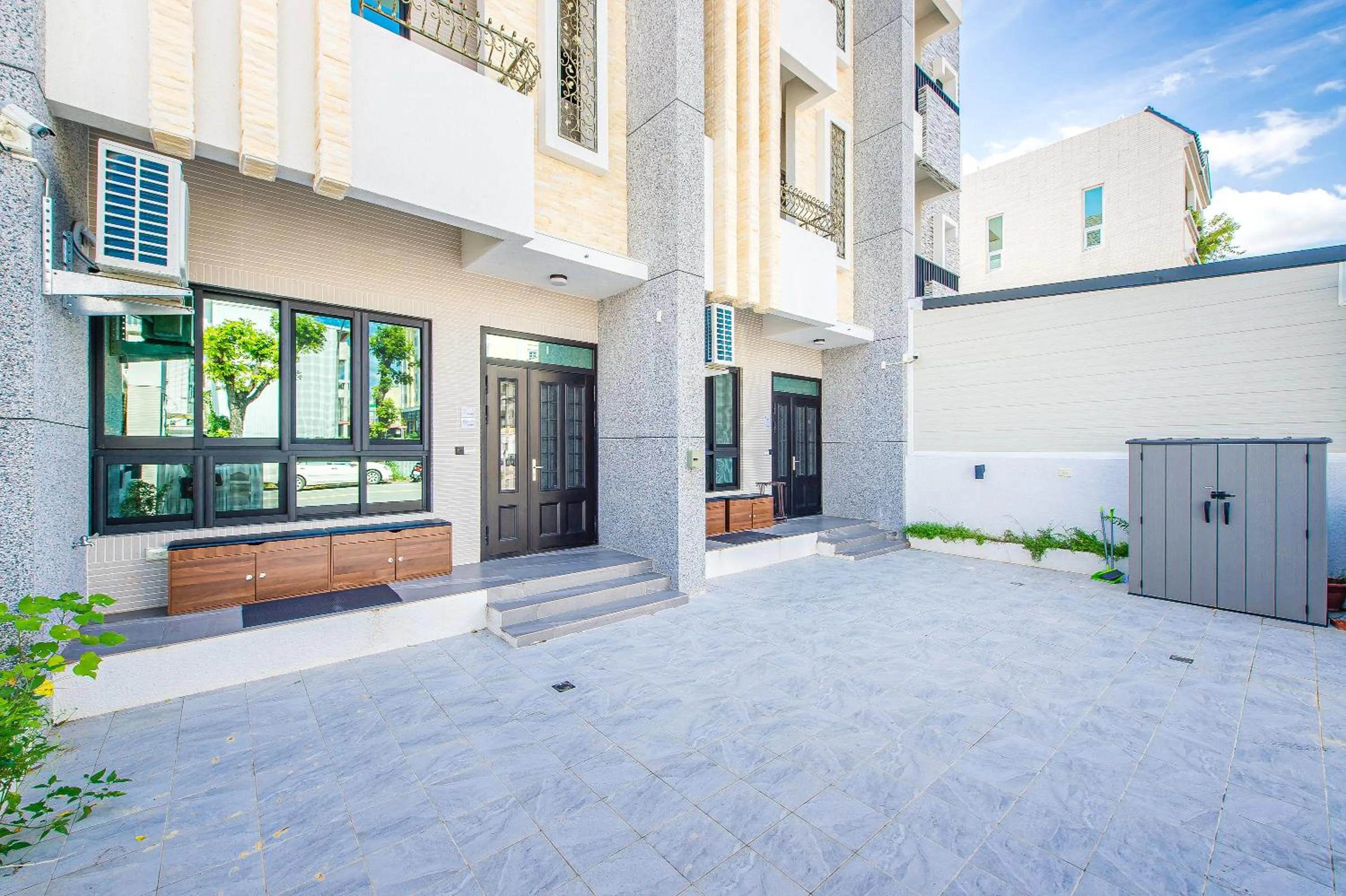 Property building in Choco Style Inn