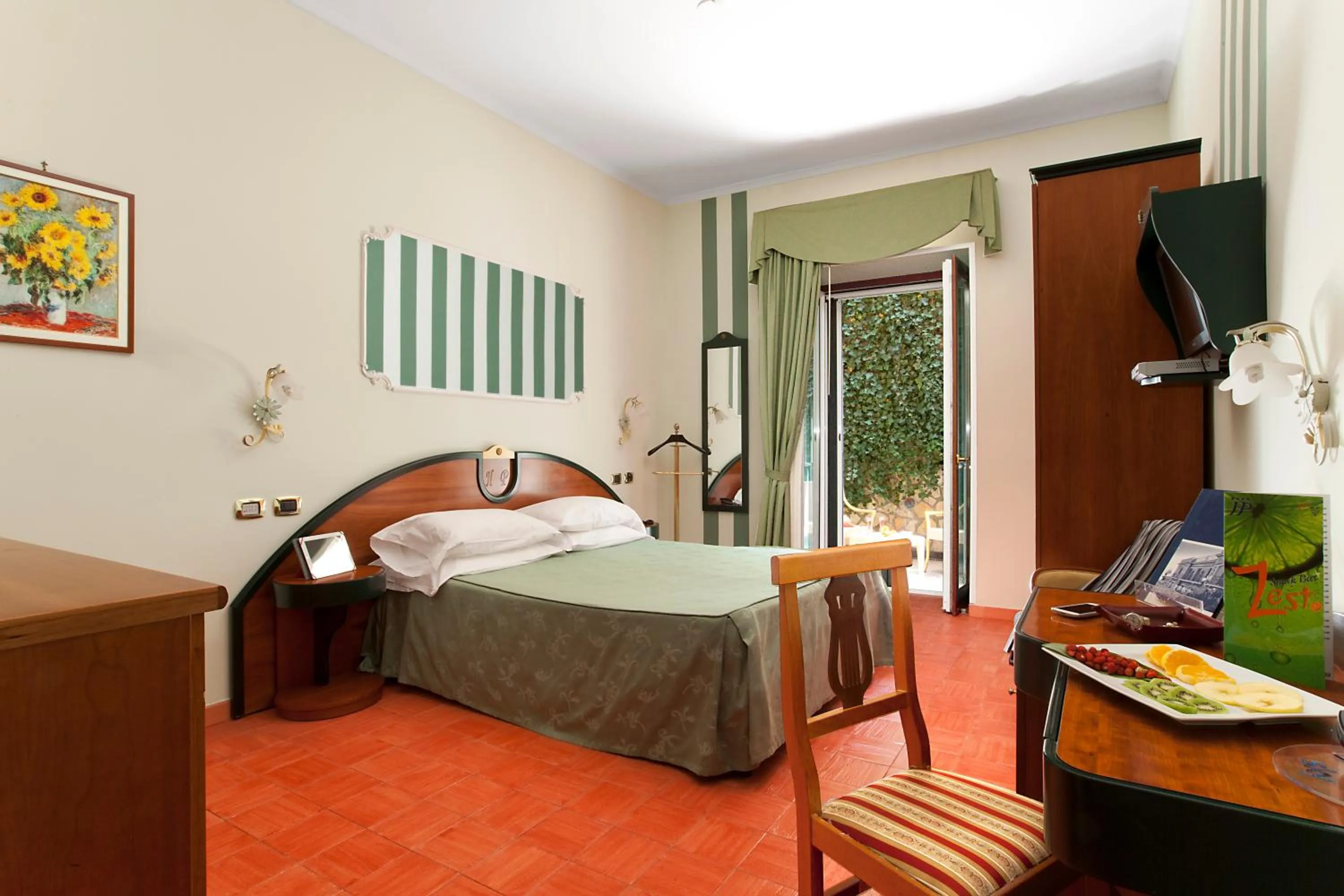 Photo of the whole room in Hotel Prestige