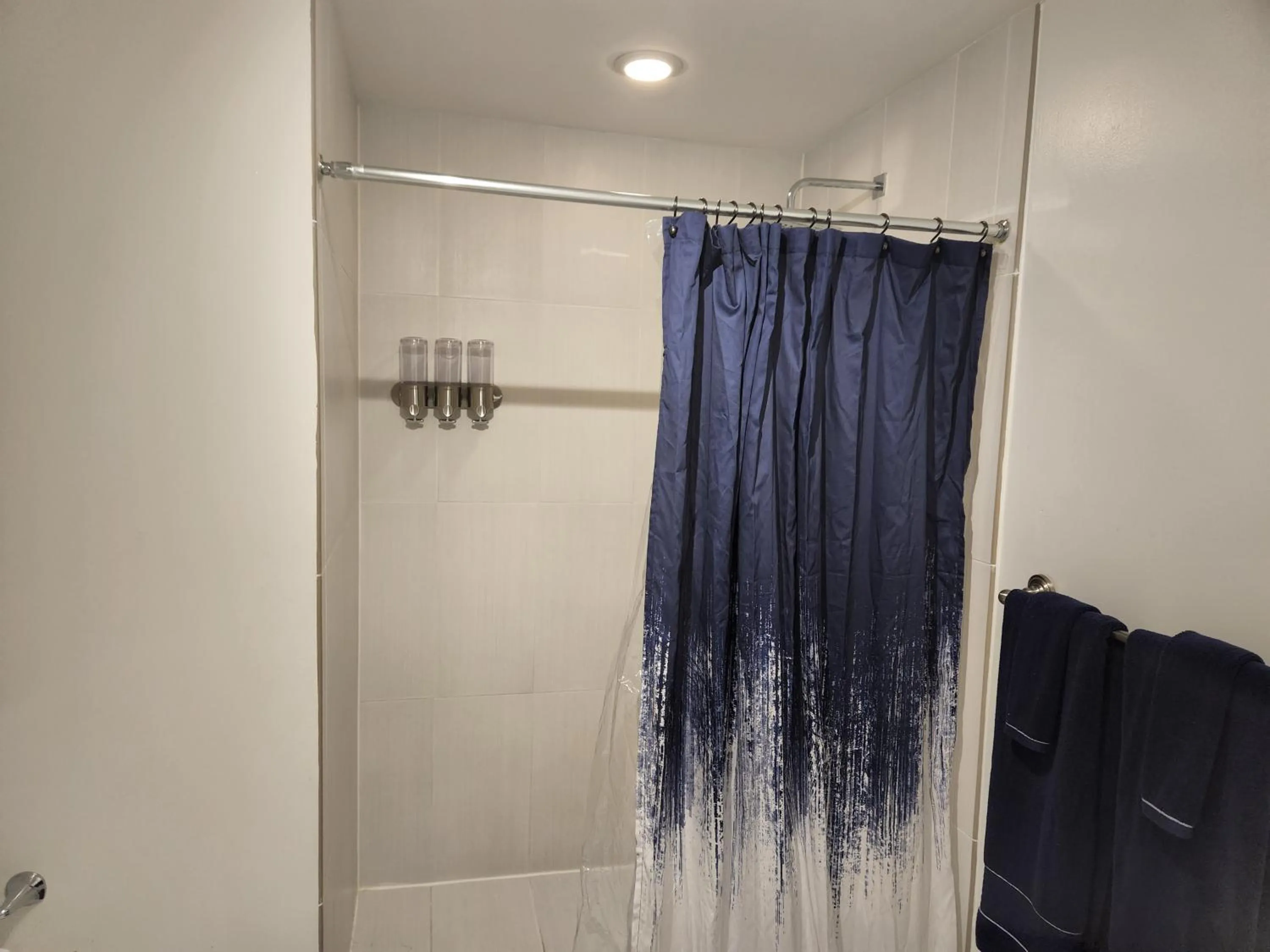 Shower in Wonderful 1 bedroom condo in Midtown.