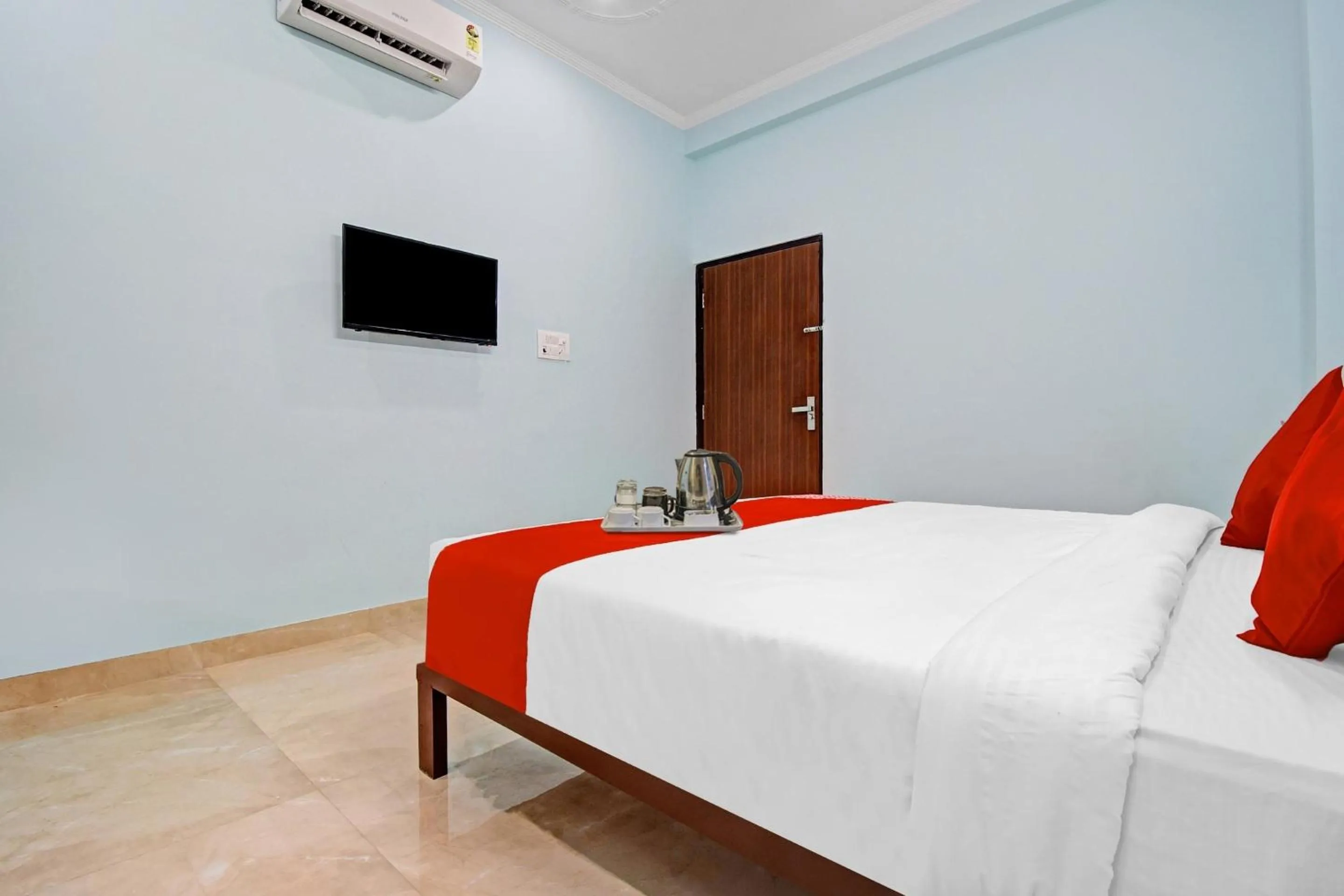 Bedroom, Bed in Hotel O Ansh Plaza