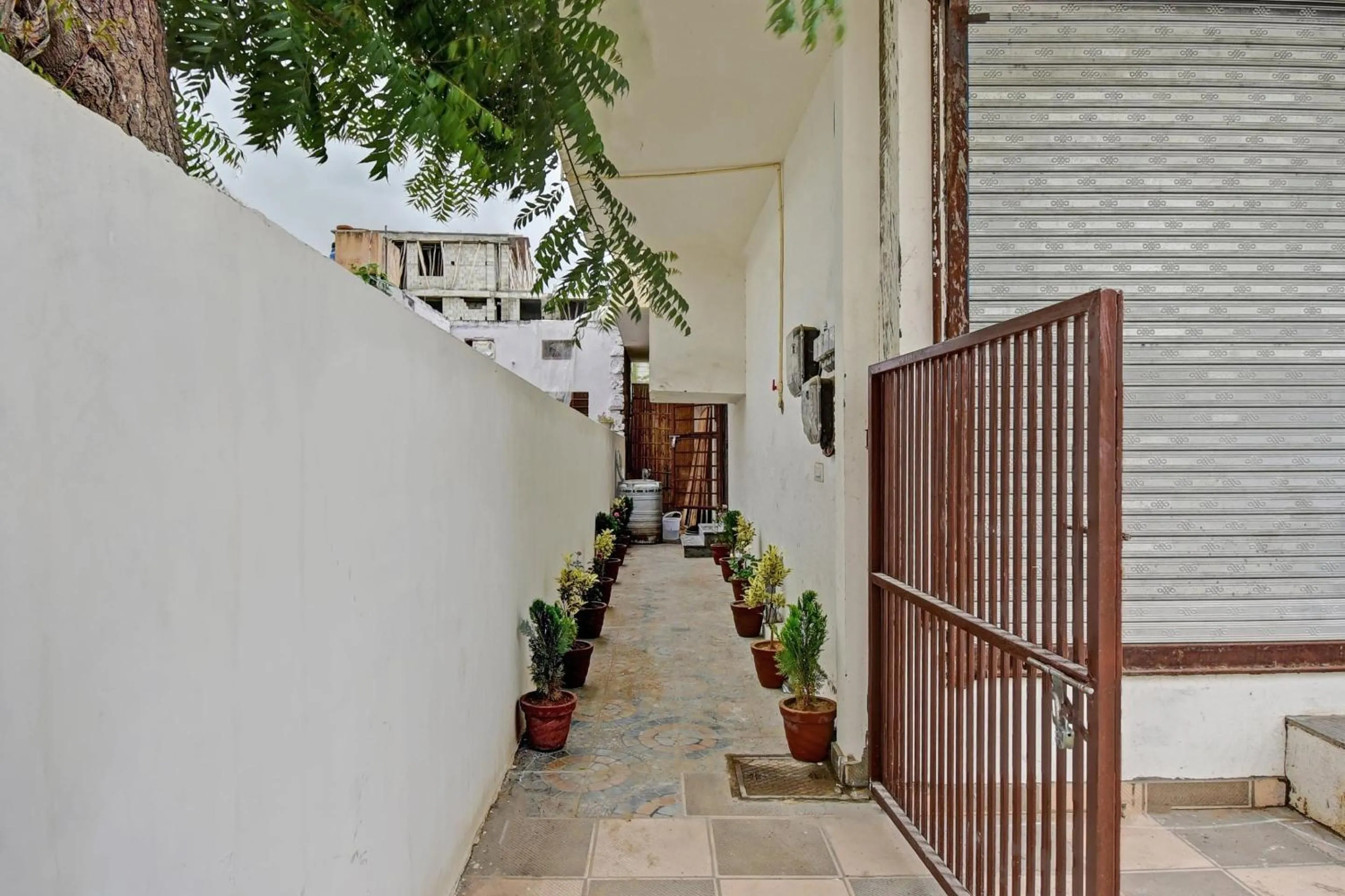 Facade/entrance in Hotel O Ansh Plaza