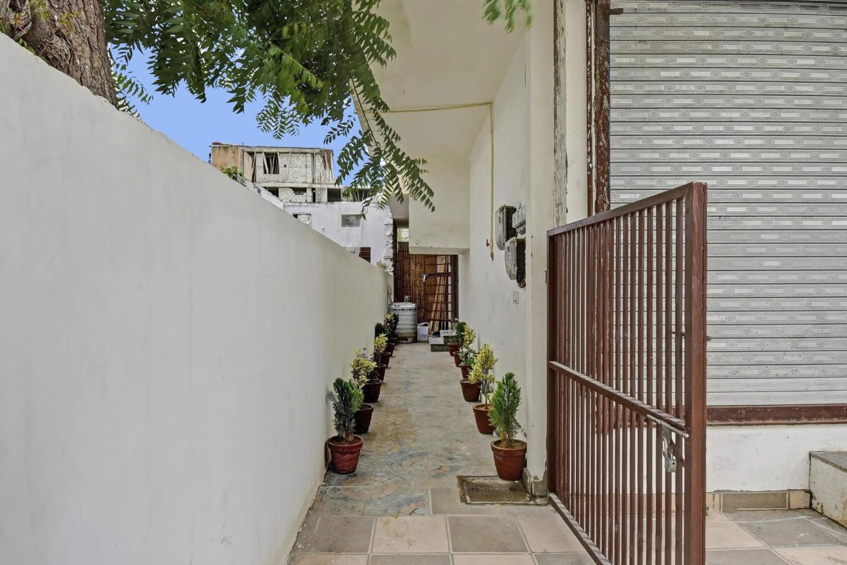 Facade/entrance in Hotel O Ansh Plaza