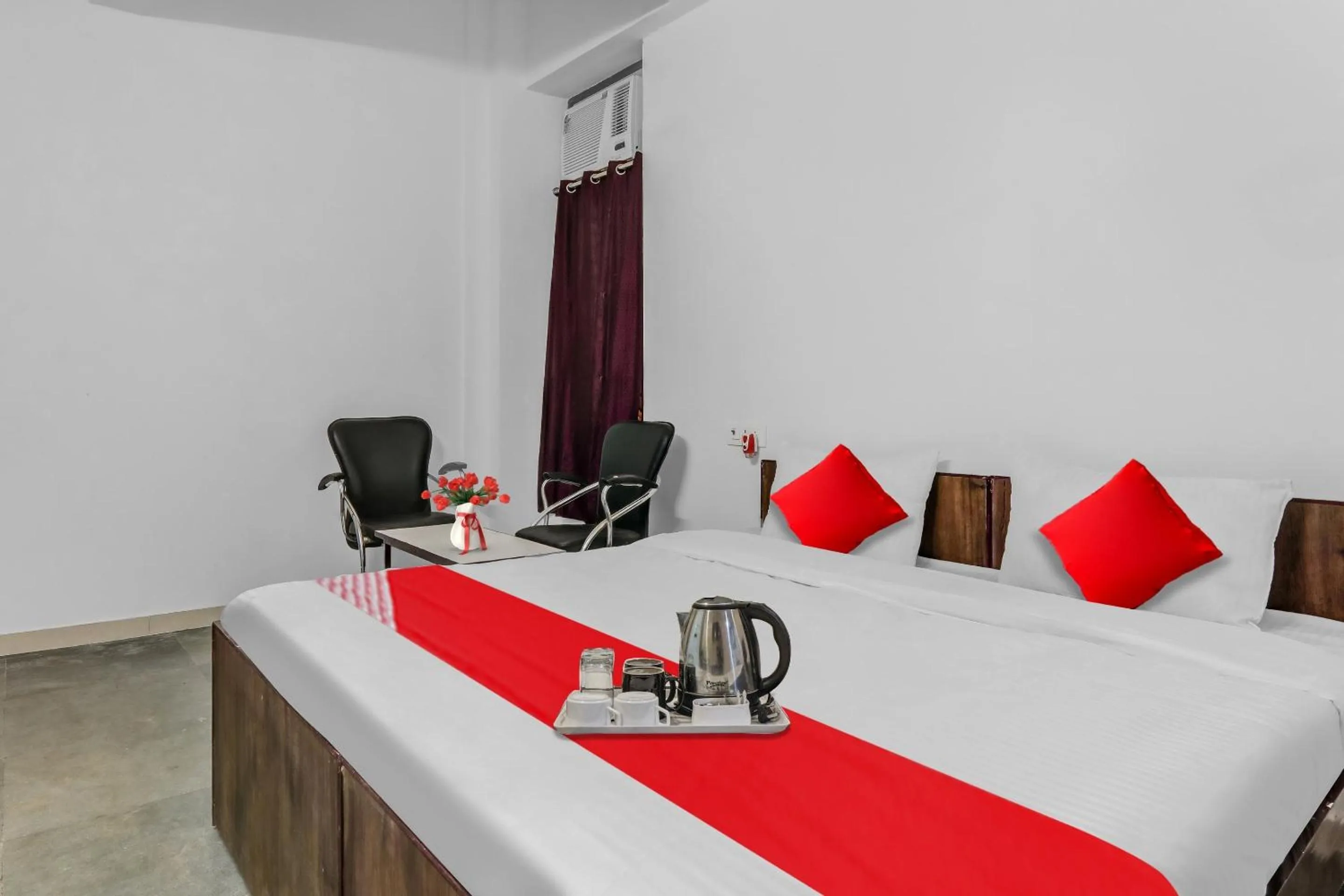 Bedroom in Hotel O Star Stay Guest house opposite Kendriya Bhawan