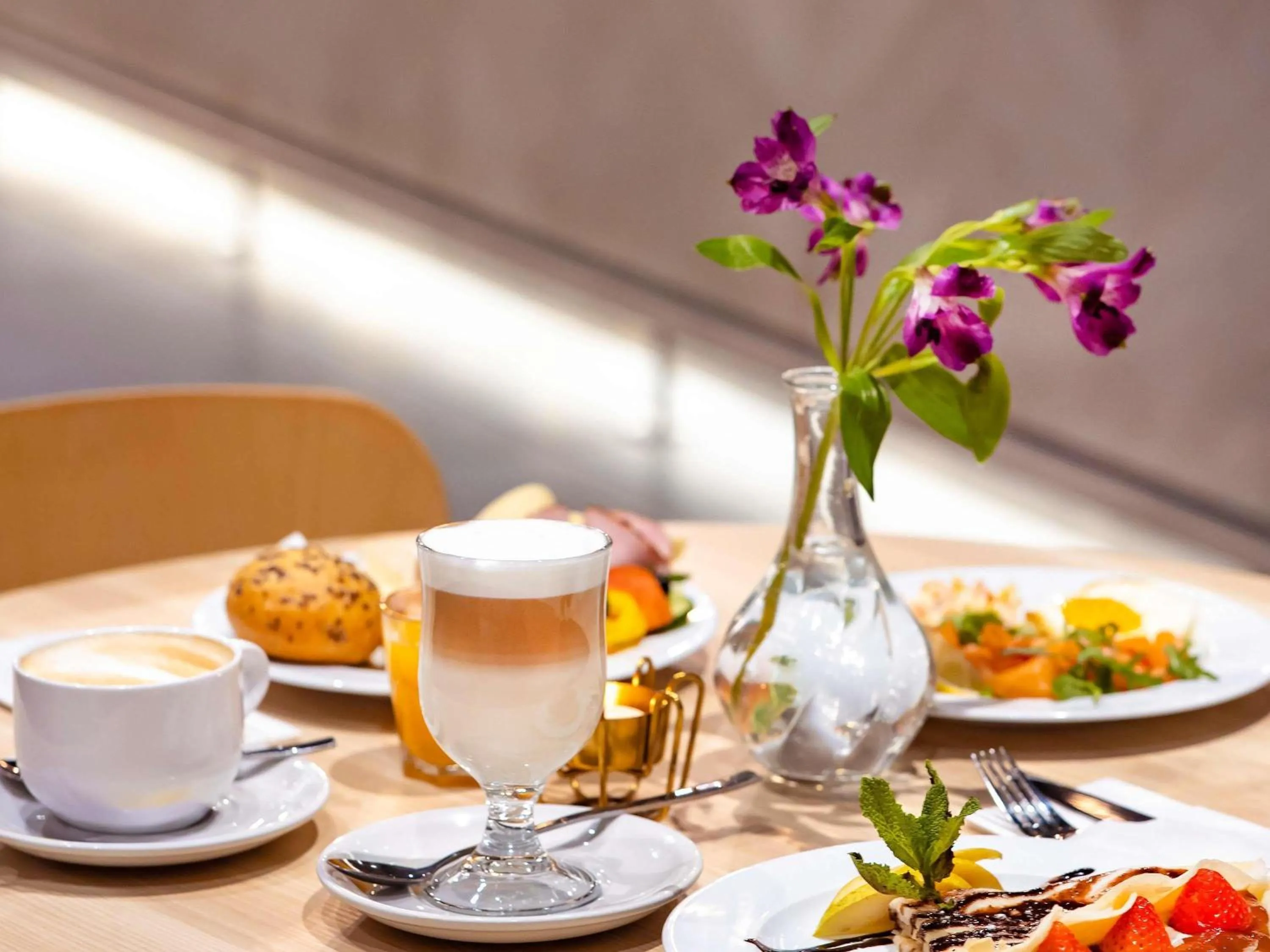 Breakfast in Novotel Szczecin Centrum