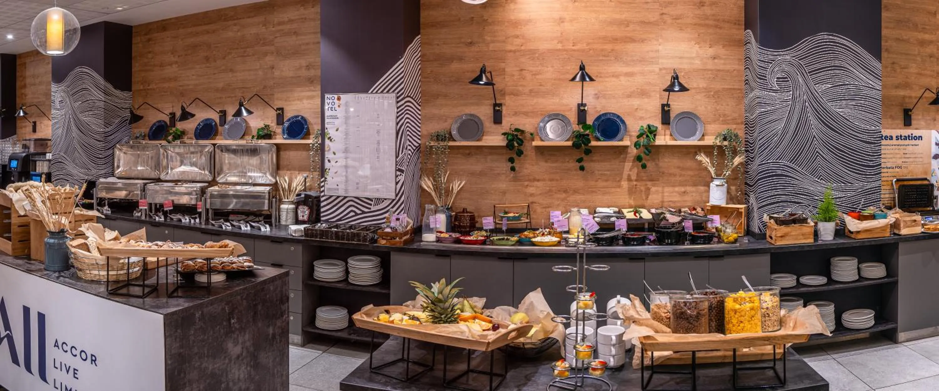 Food and drinks in Novotel Szczecin Centrum