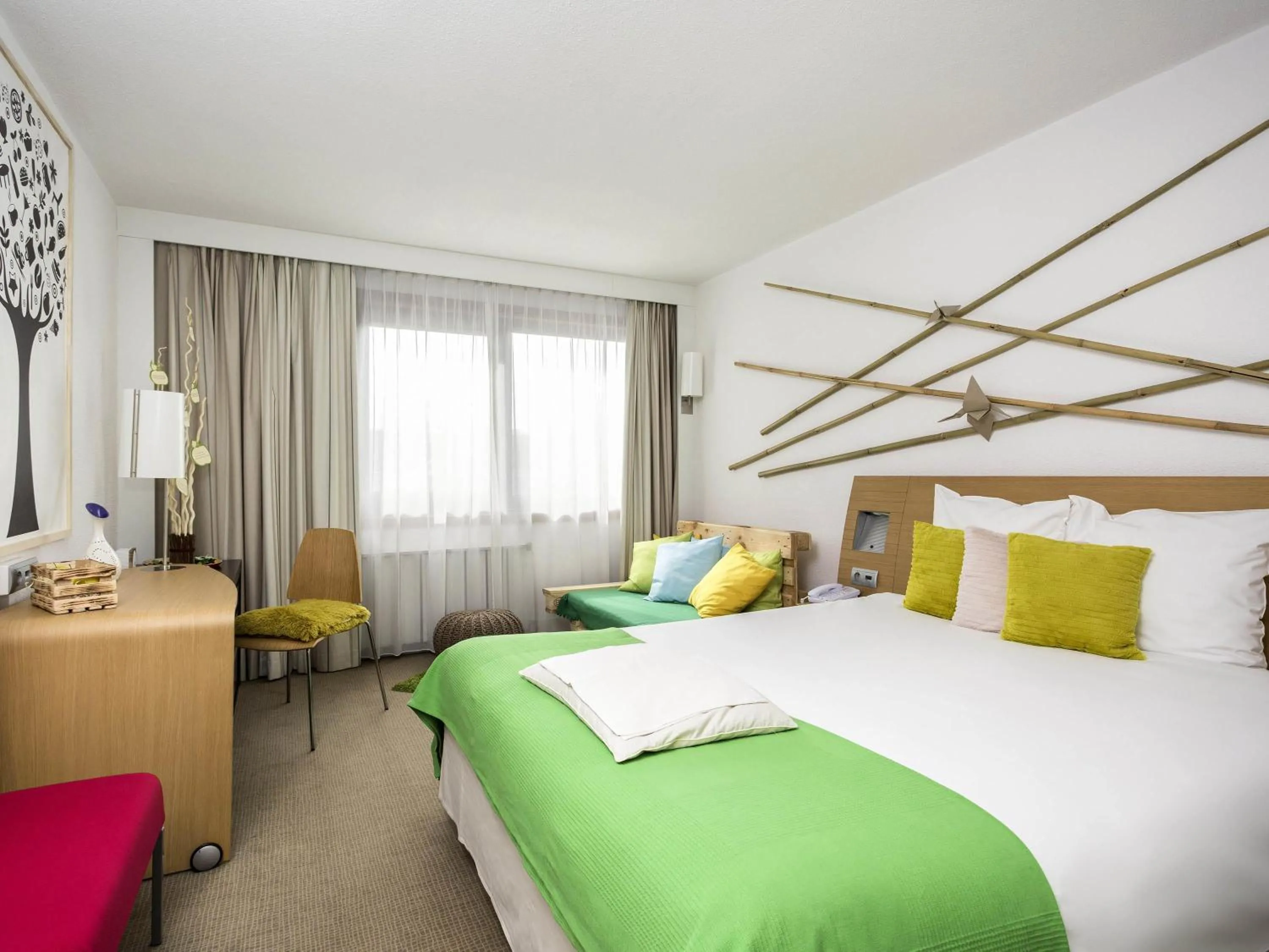 Bedroom, Bed in Novotel Warszawa Airport