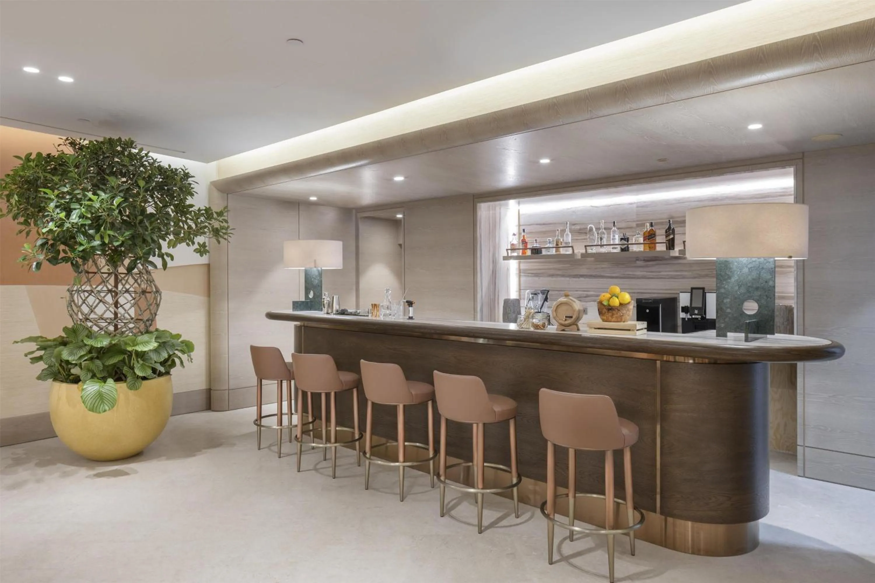 Lounge or bar in Hyatt Regency Izmir IstinyePark