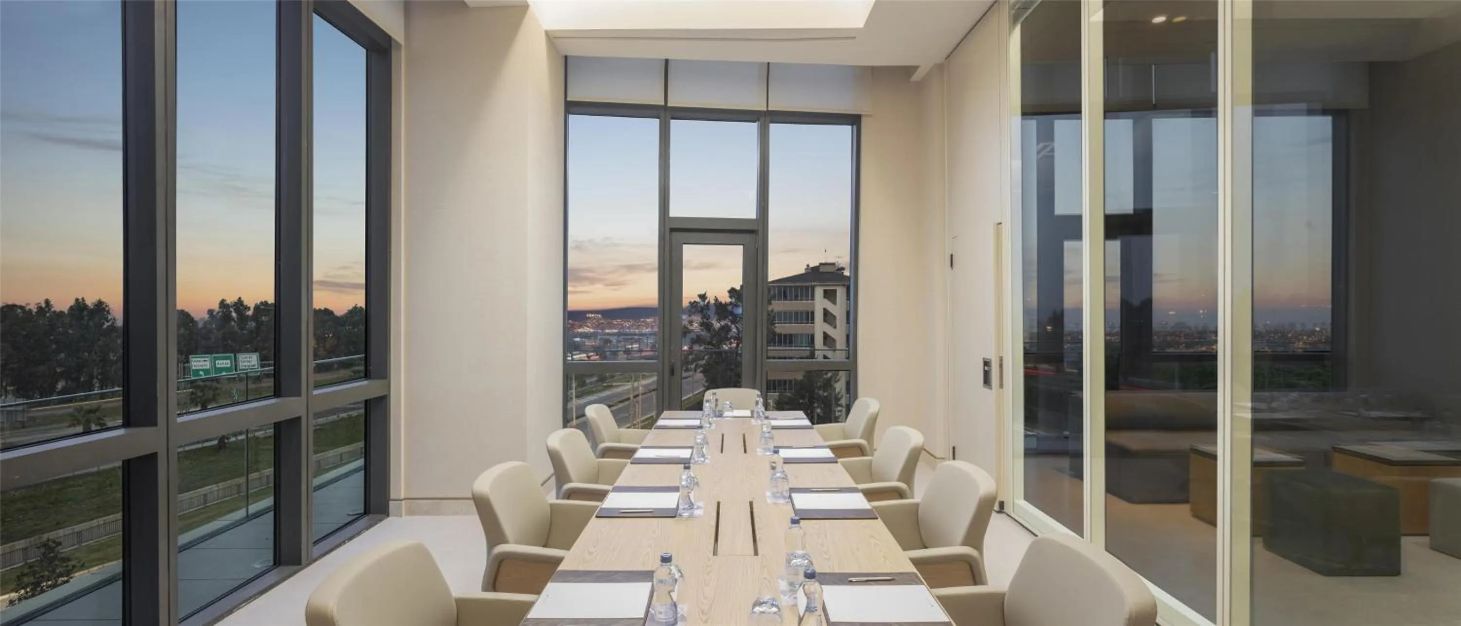 Meeting/conference room in Hyatt Regency Izmir IstinyePark