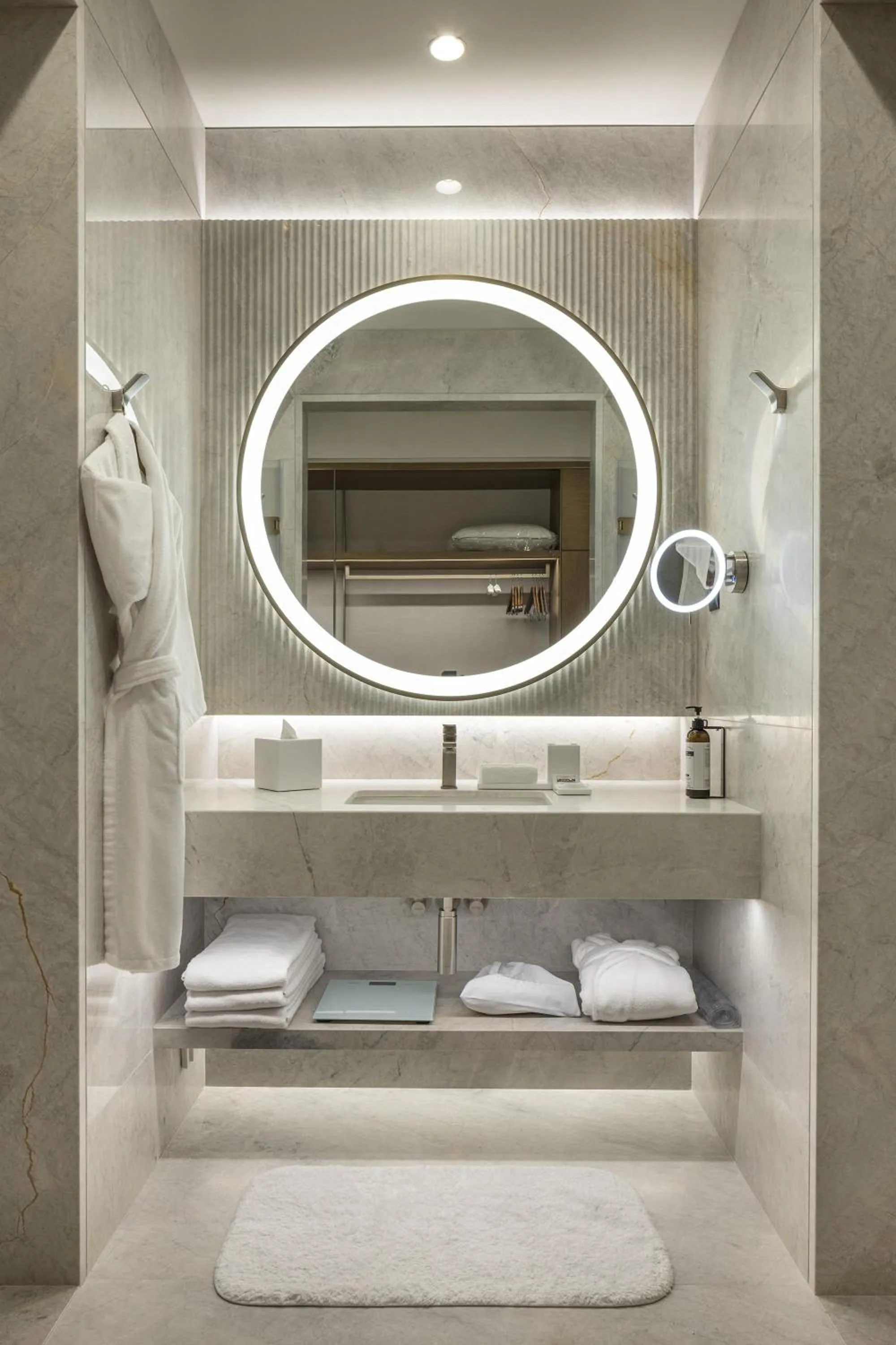 Bathroom in Hyatt Regency Izmir IstinyePark