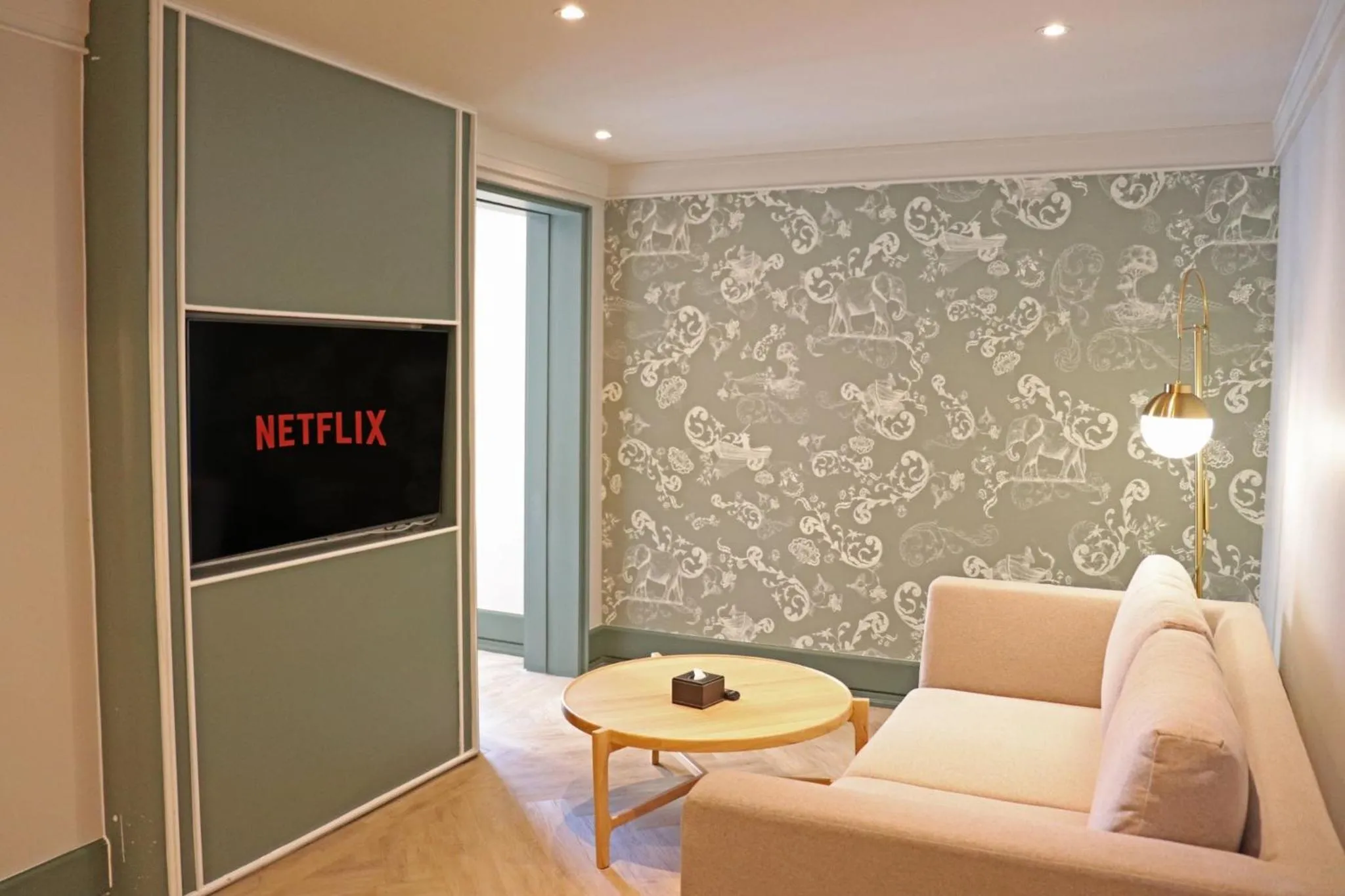 Living room in The Quarter Chaophraya by UHG