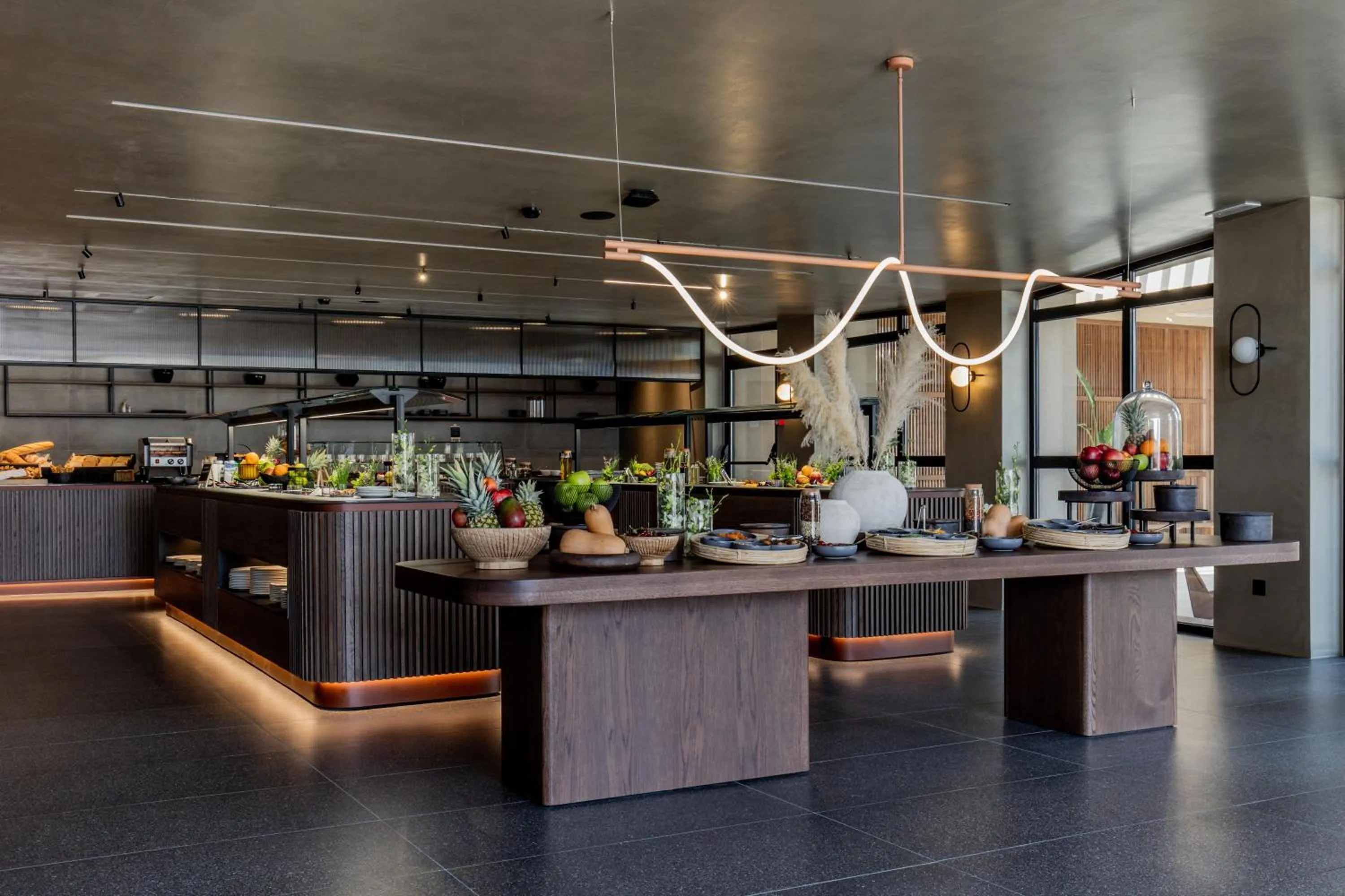 Restaurant/places to eat in Pnoe Breathing Life - Adults Only