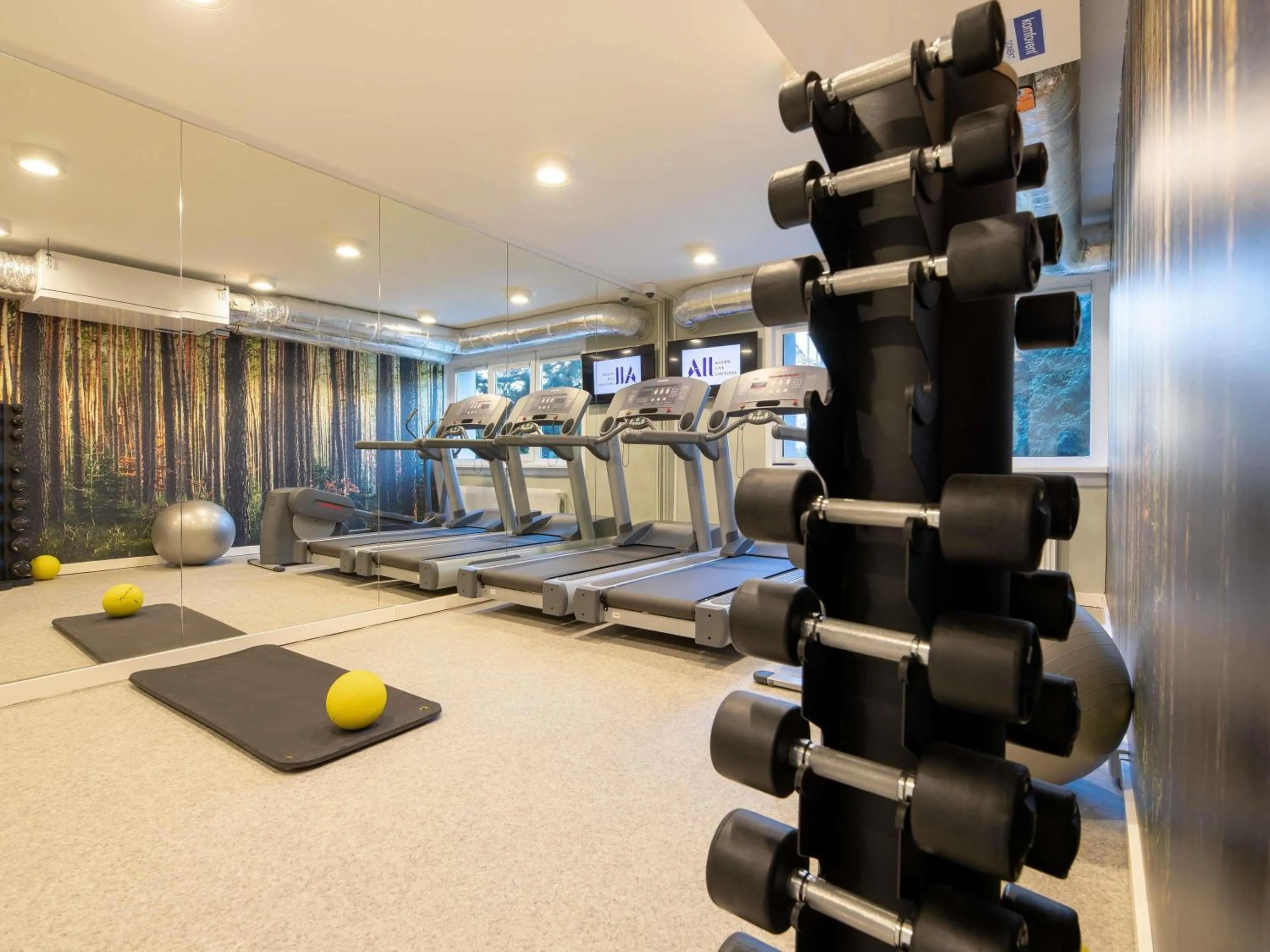 Fitness centre/facilities in Novotel Wrocław City