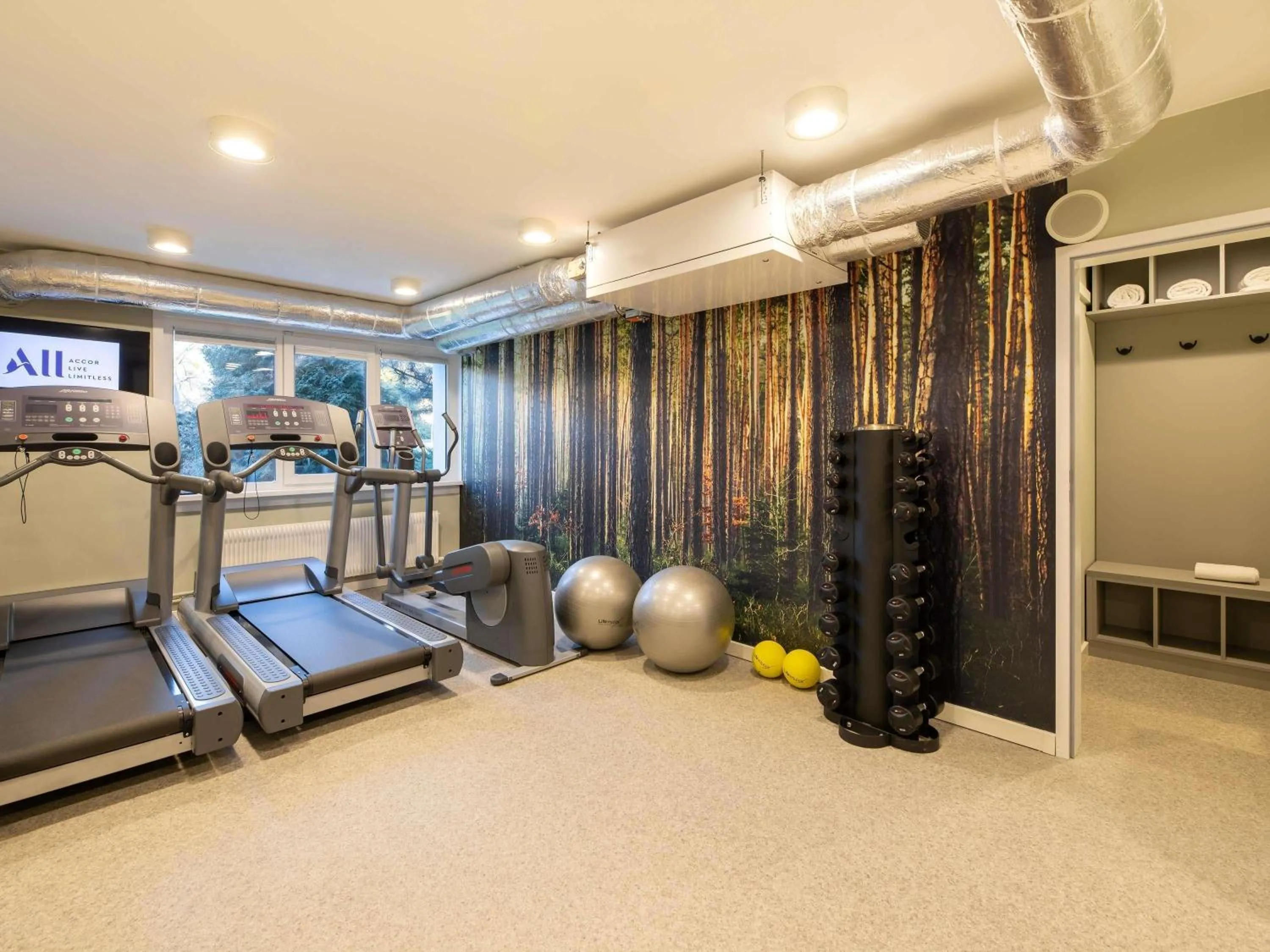 Fitness centre/facilities in Novotel Wrocław City