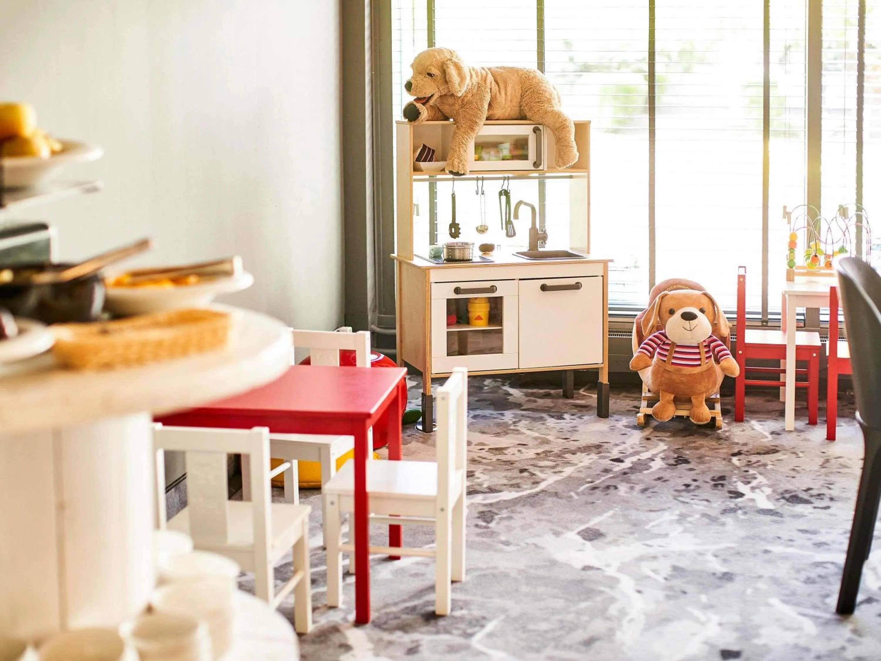 Restaurant/places to eat in Novotel Wrocław City