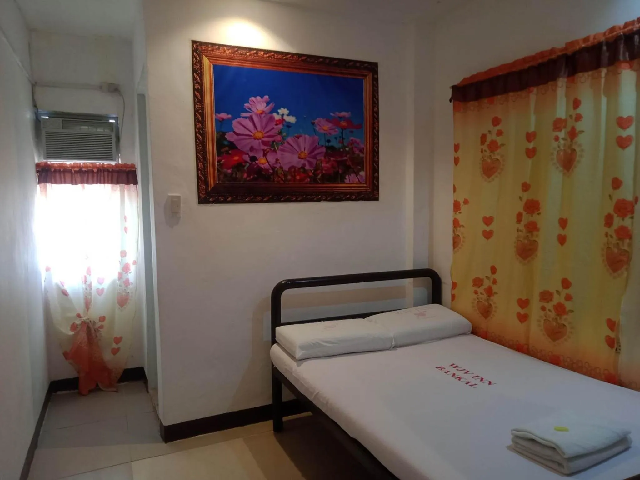 Bed in WJV INN Bankal