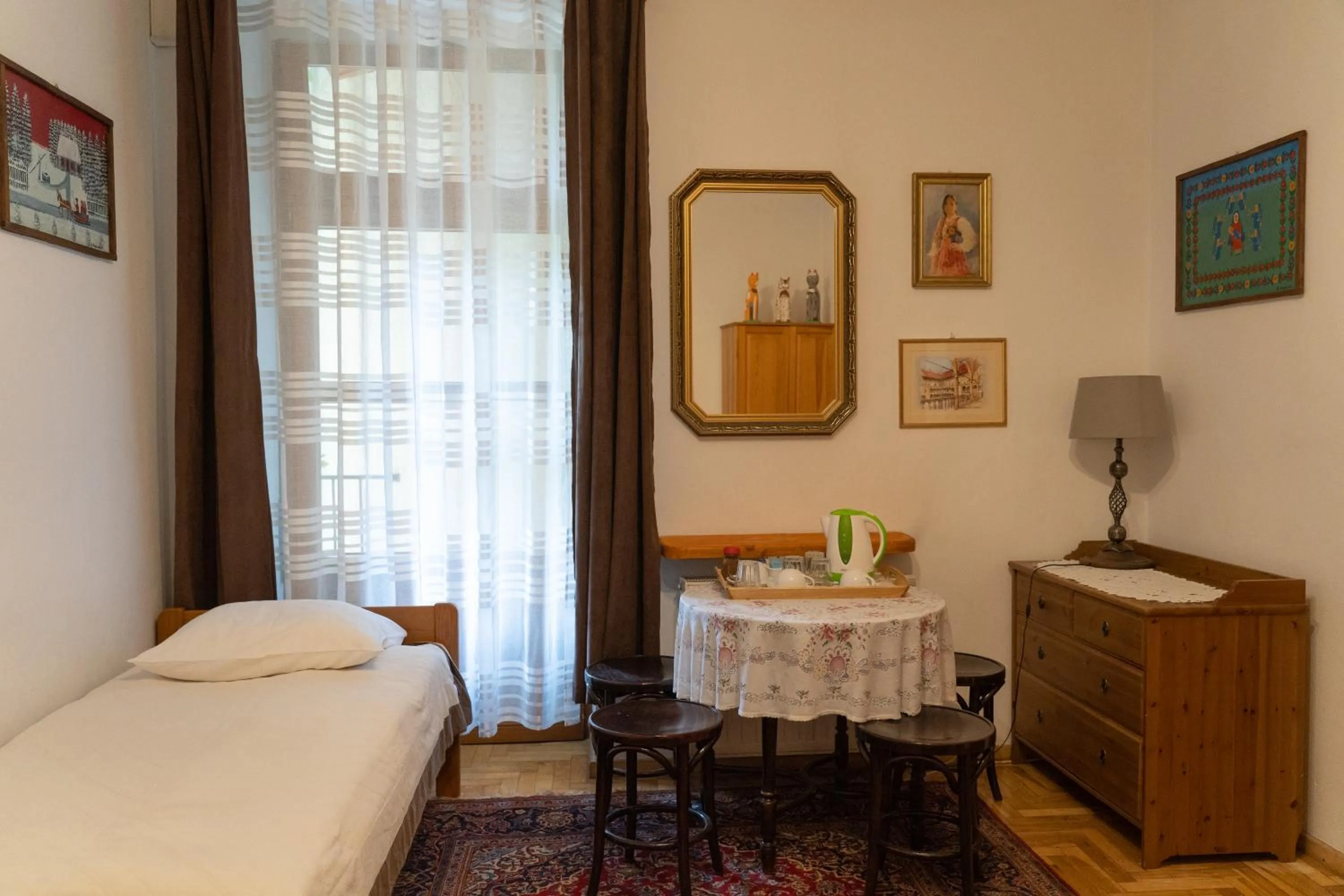 Bed in Kolory Guest House