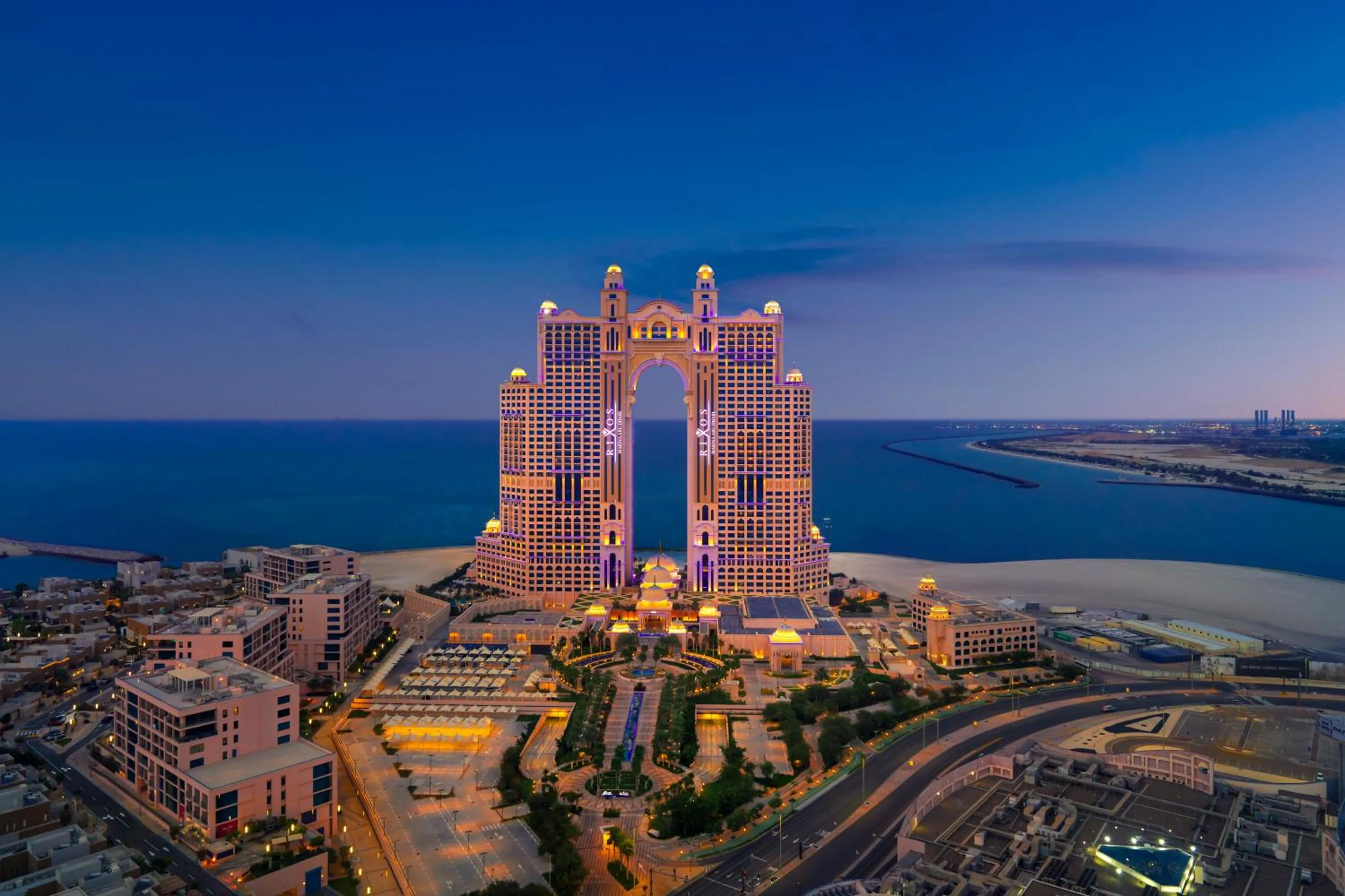 Property building in Rixos Marina Abu Dhabi