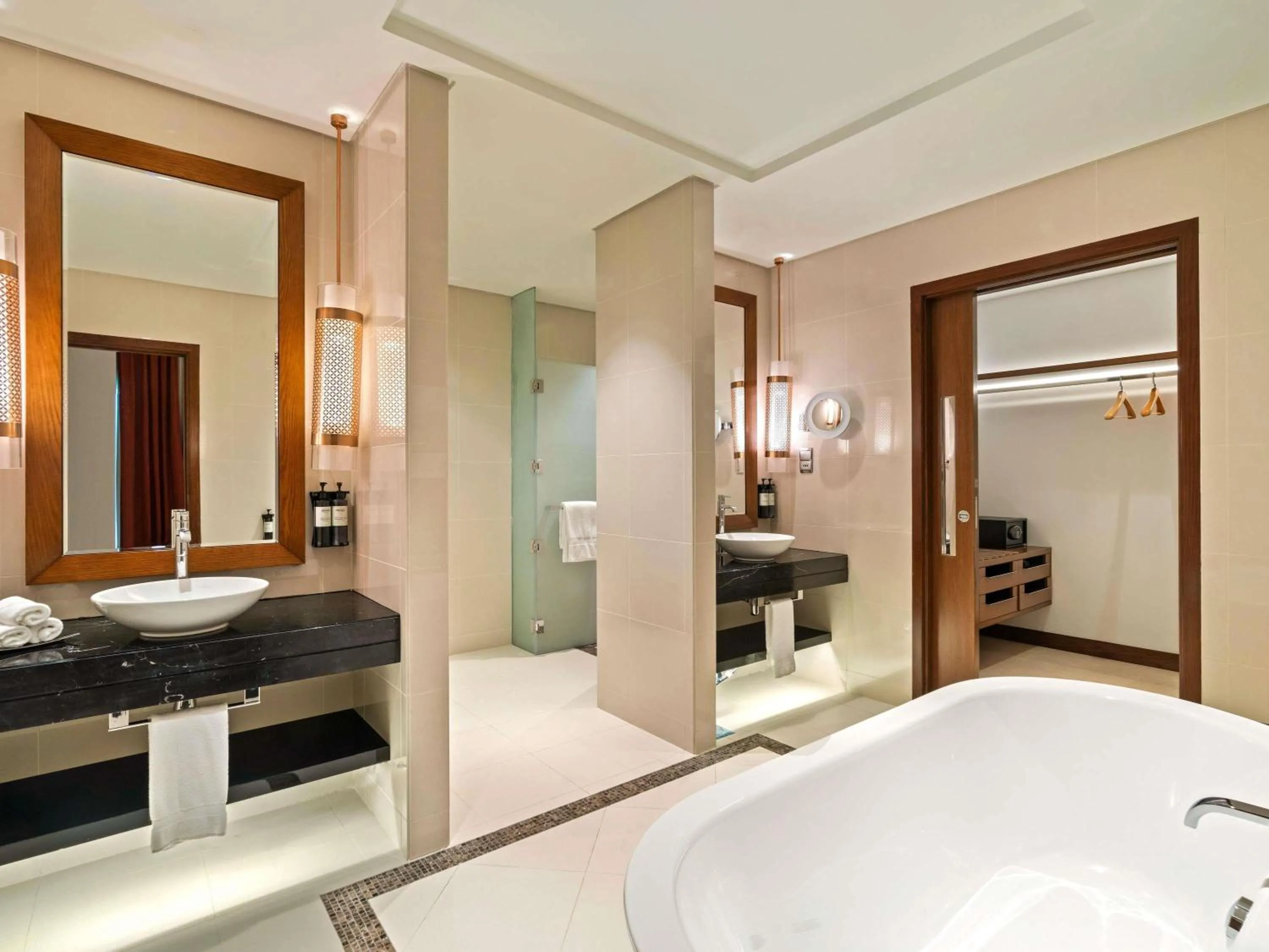 Bedroom, Bed in Rixos Marina Abu Dhabi