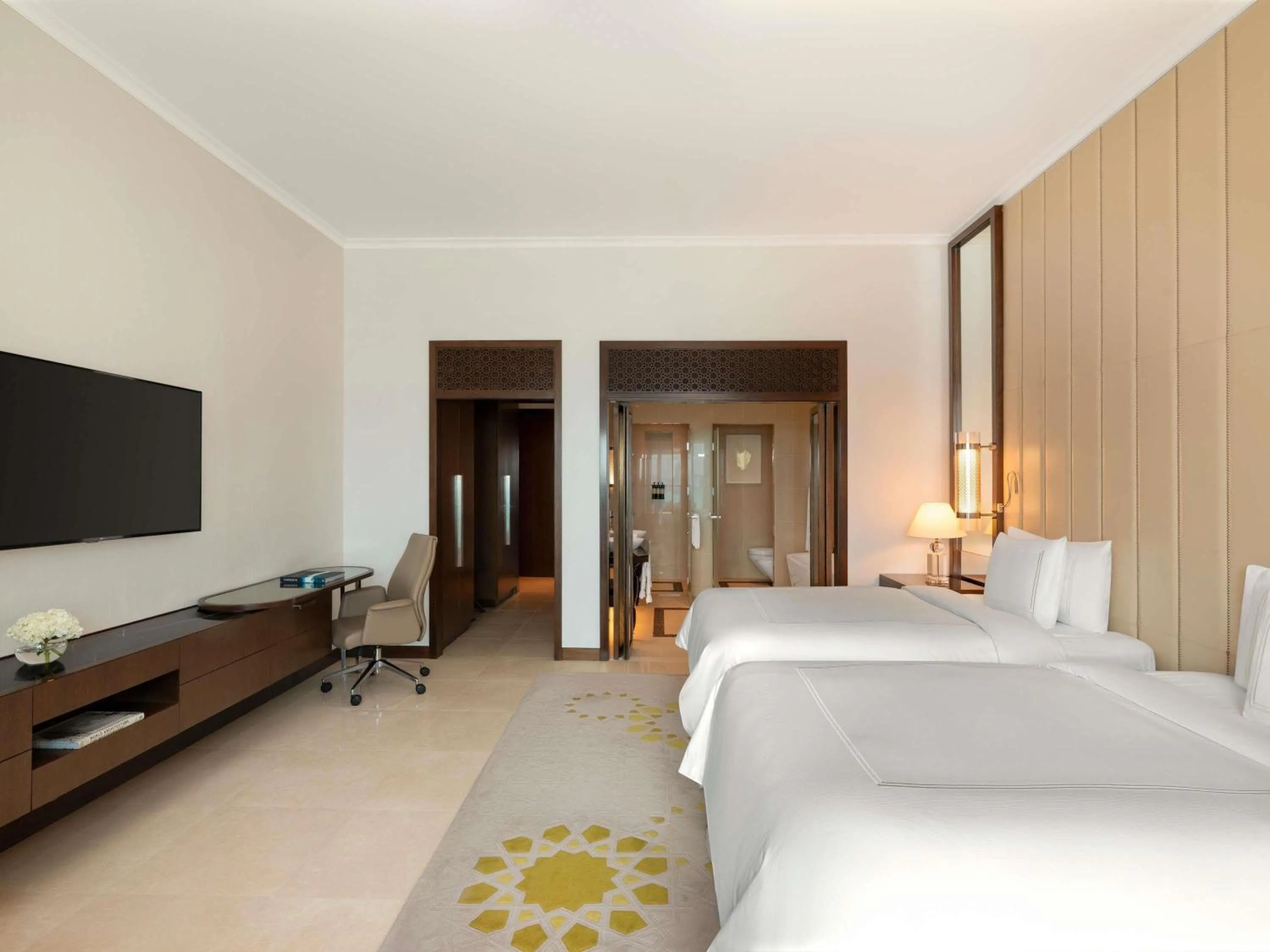 Bedroom, Bed in Rixos Marina Abu Dhabi