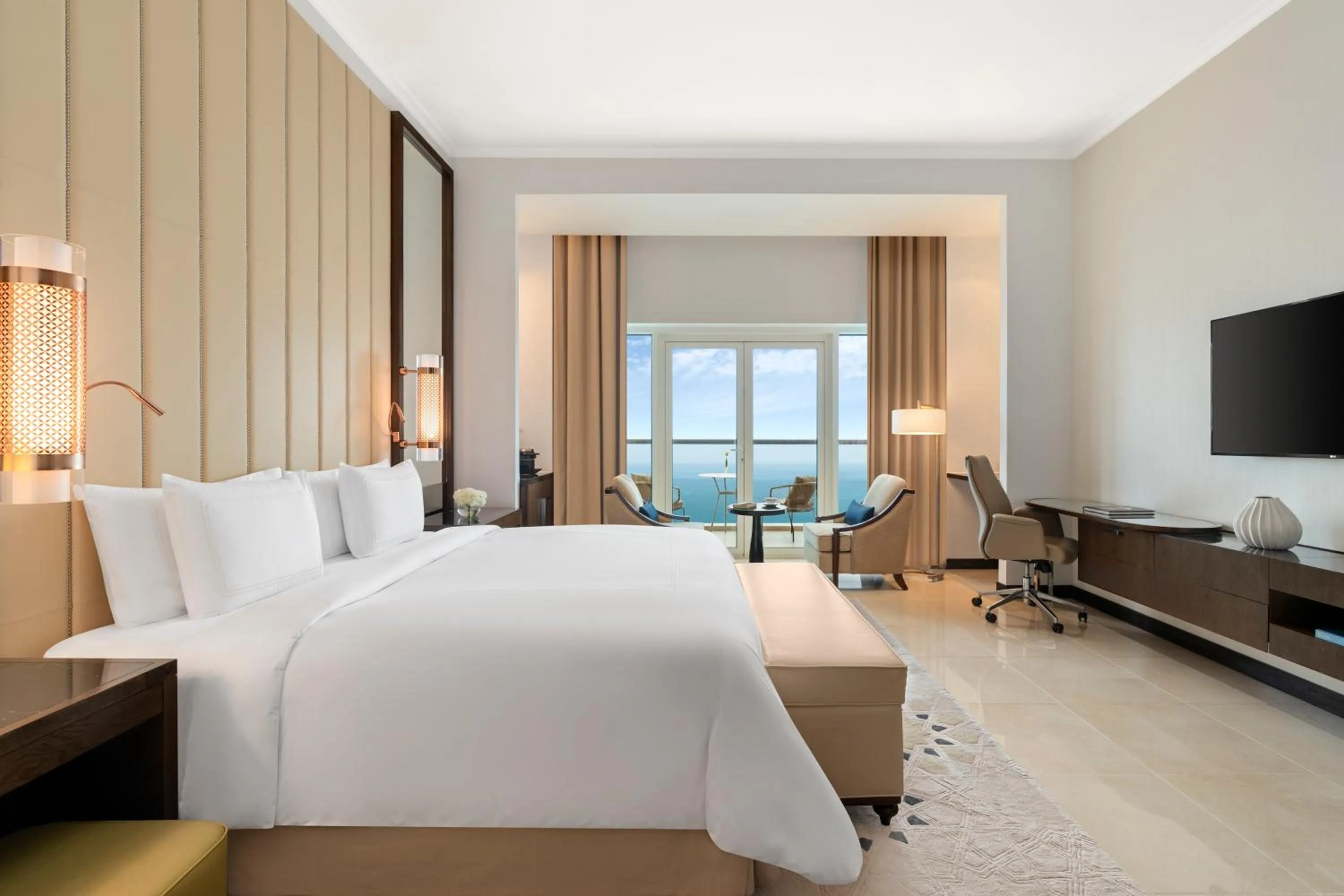 Bedroom, Bed in Rixos Marina Abu Dhabi