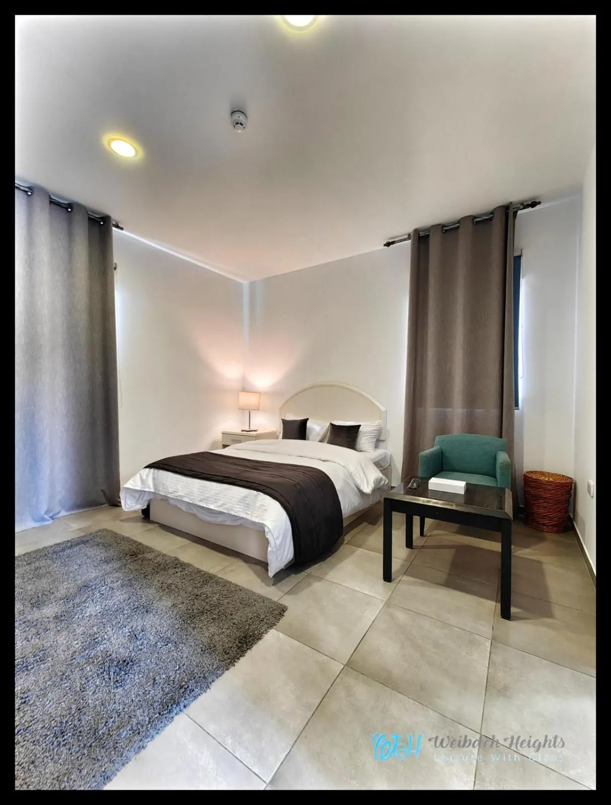 Bedroom, Bed in Weibdeh Heights Hotel Suites