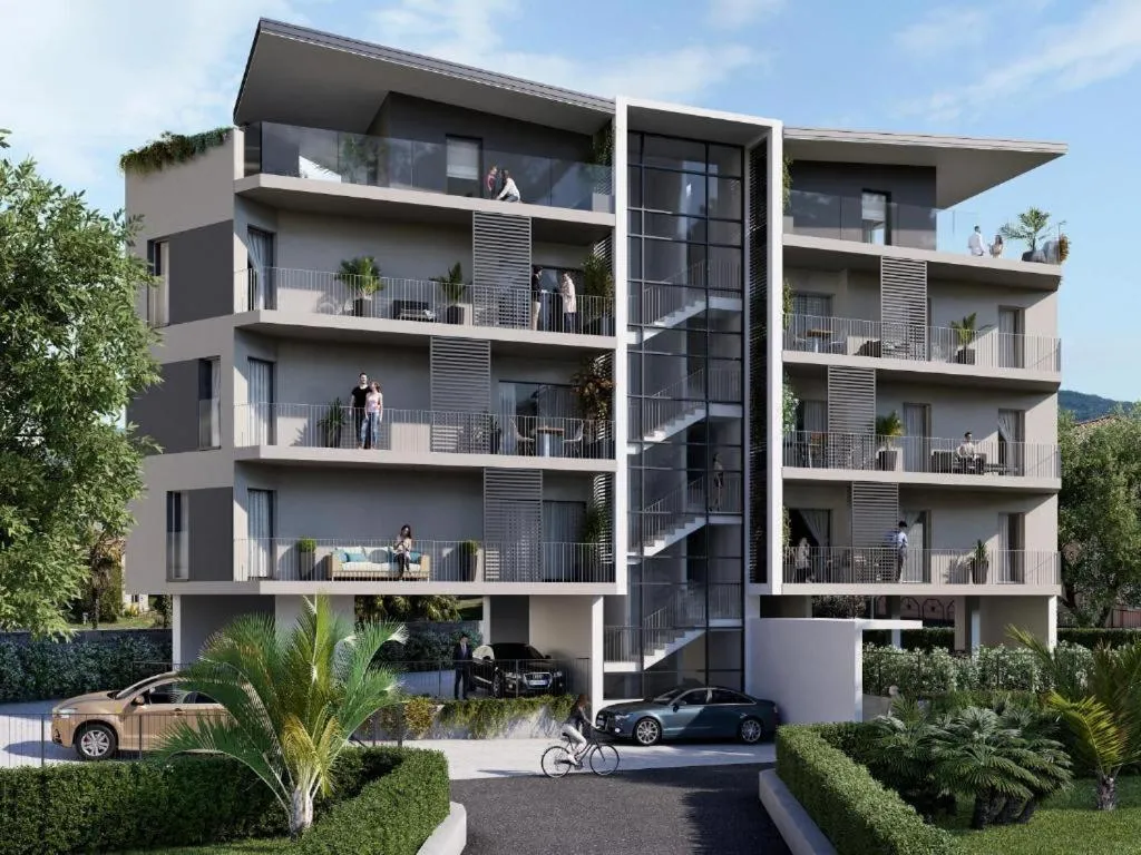 Property building in Il Mandorlo Fiorito