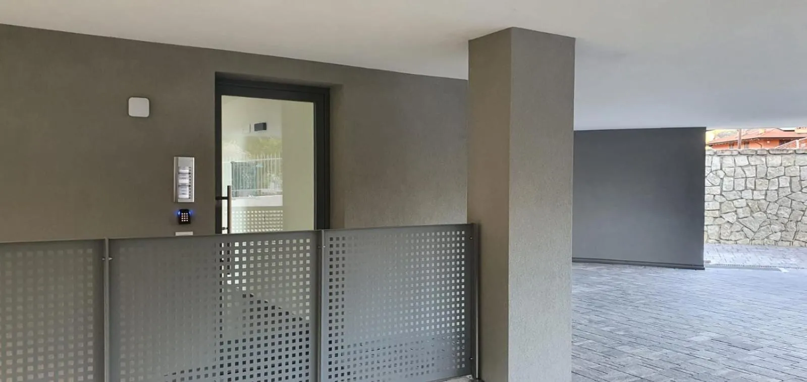 Facade/entrance in Il Mandorlo Fiorito
