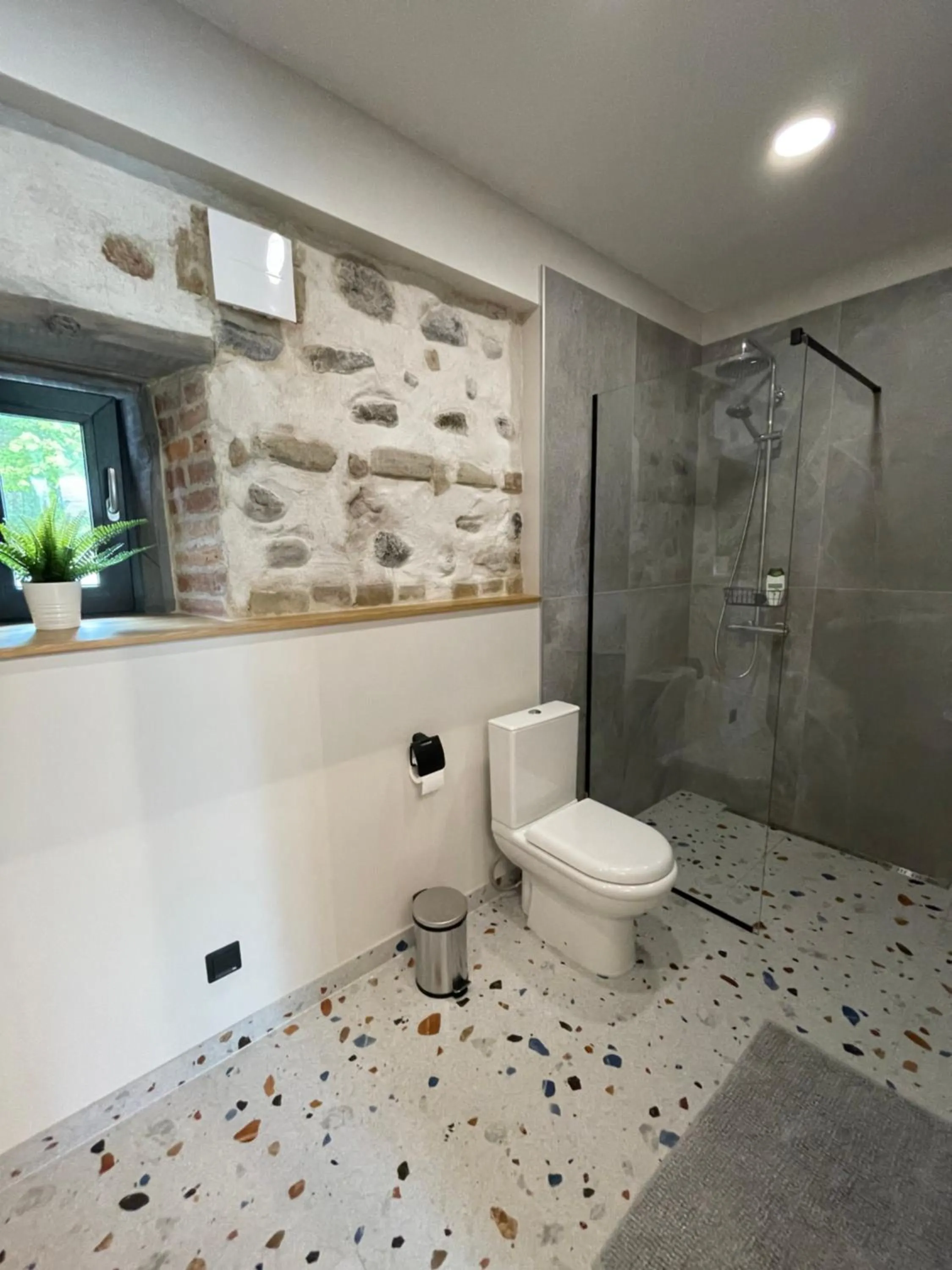 Bathroom in ZUŠU KLĒTS