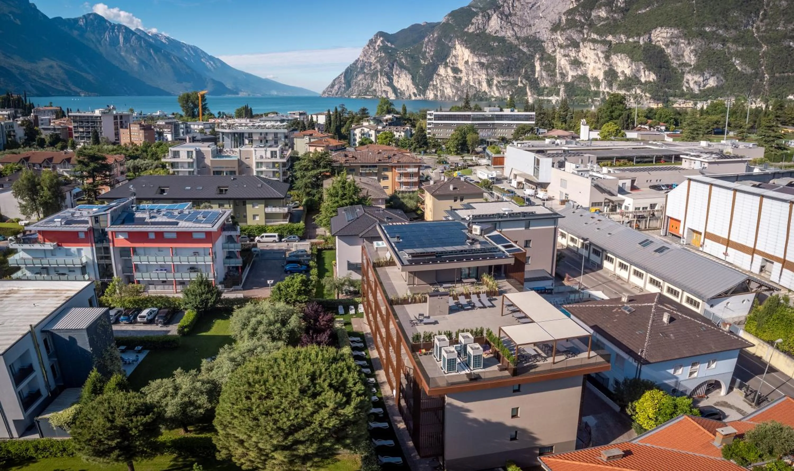 Neighbourhood in Residence Paradise