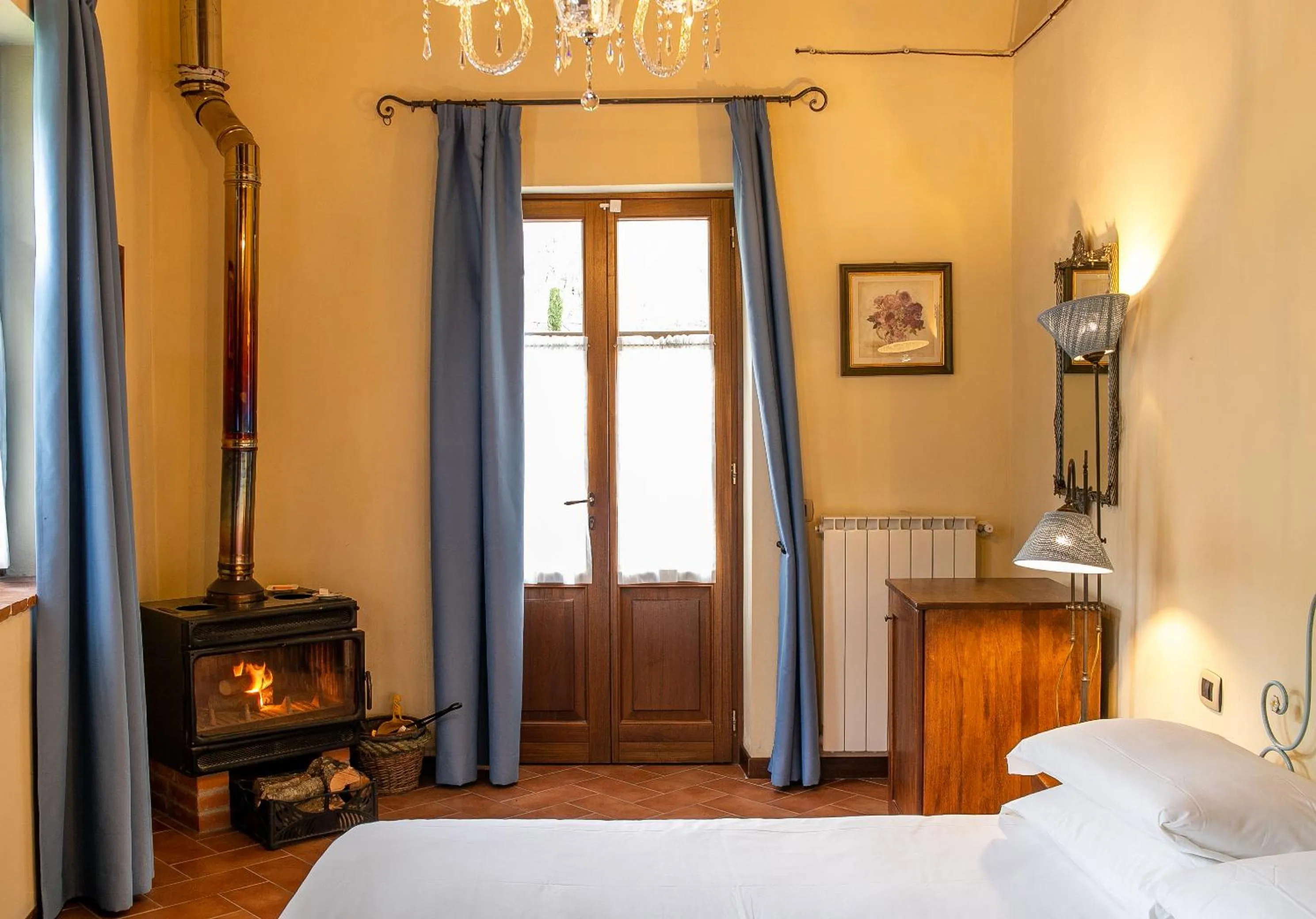 Photo of the whole room, Bed in Borgo I Tre Baroni - Spa Suites & Resort