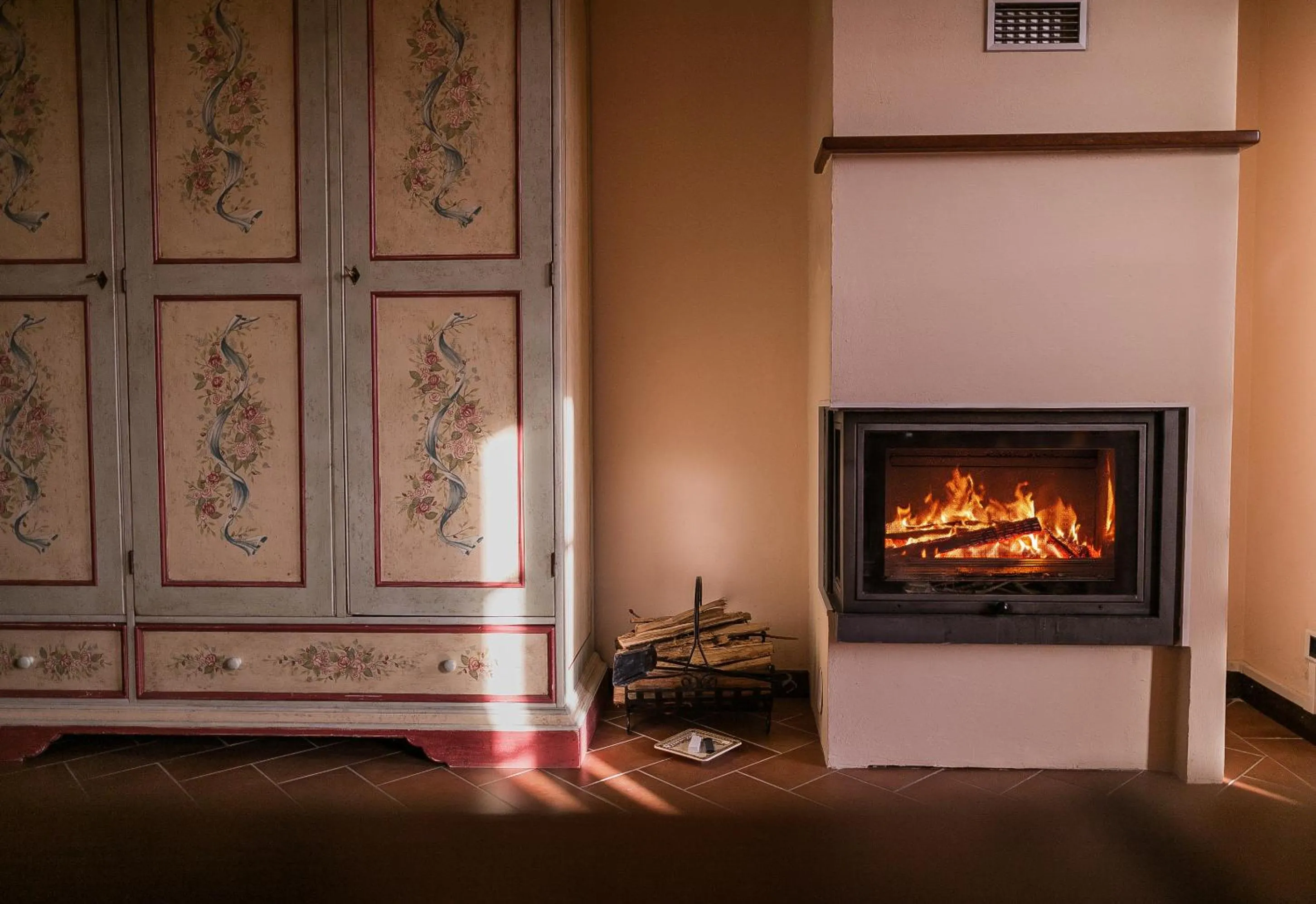 fireplace in Borgo I Tre Baroni - Spa Suites & Resort