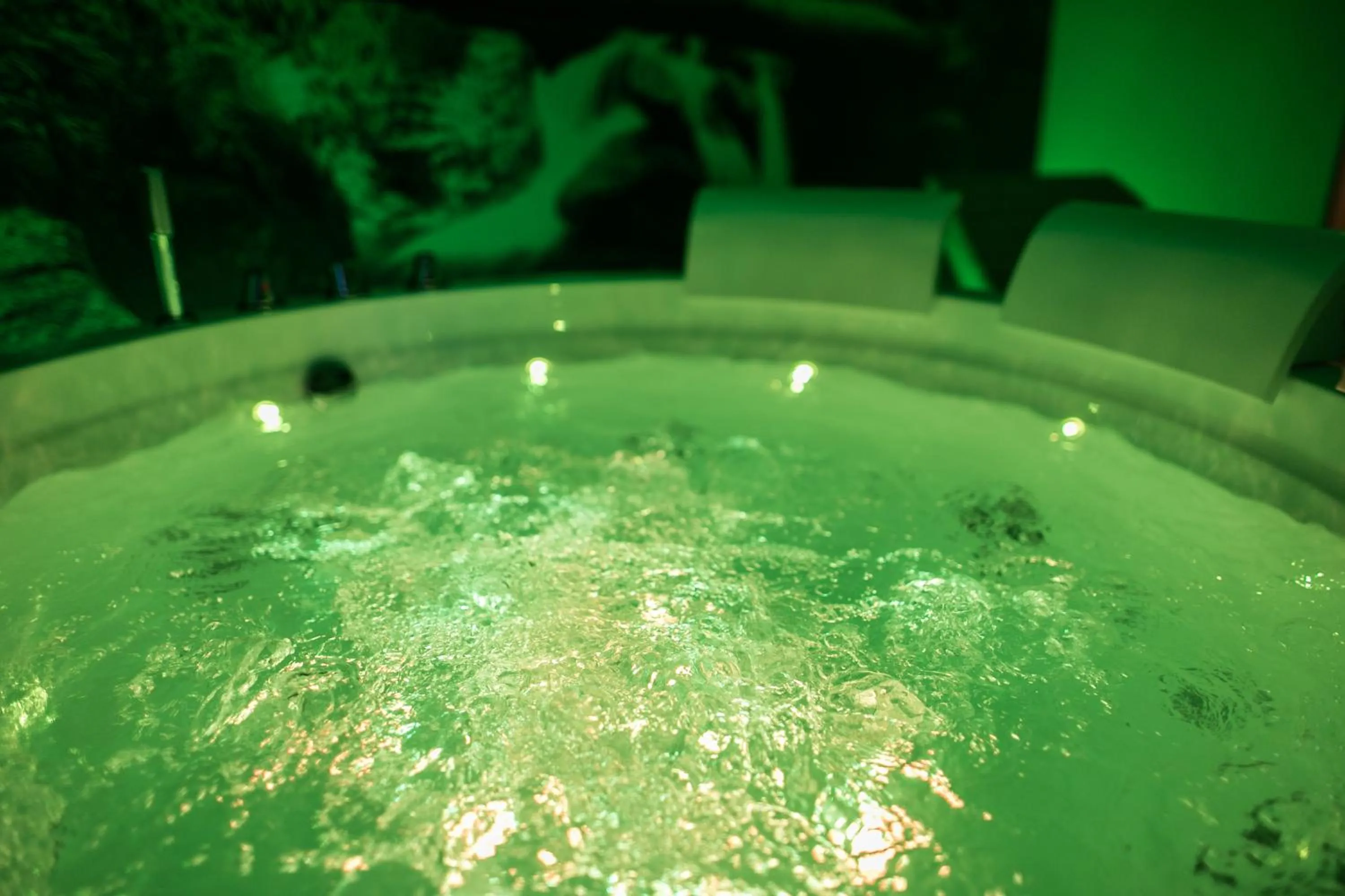 Hot Tub in Borgo I Tre Baroni - Spa Suites & Resort