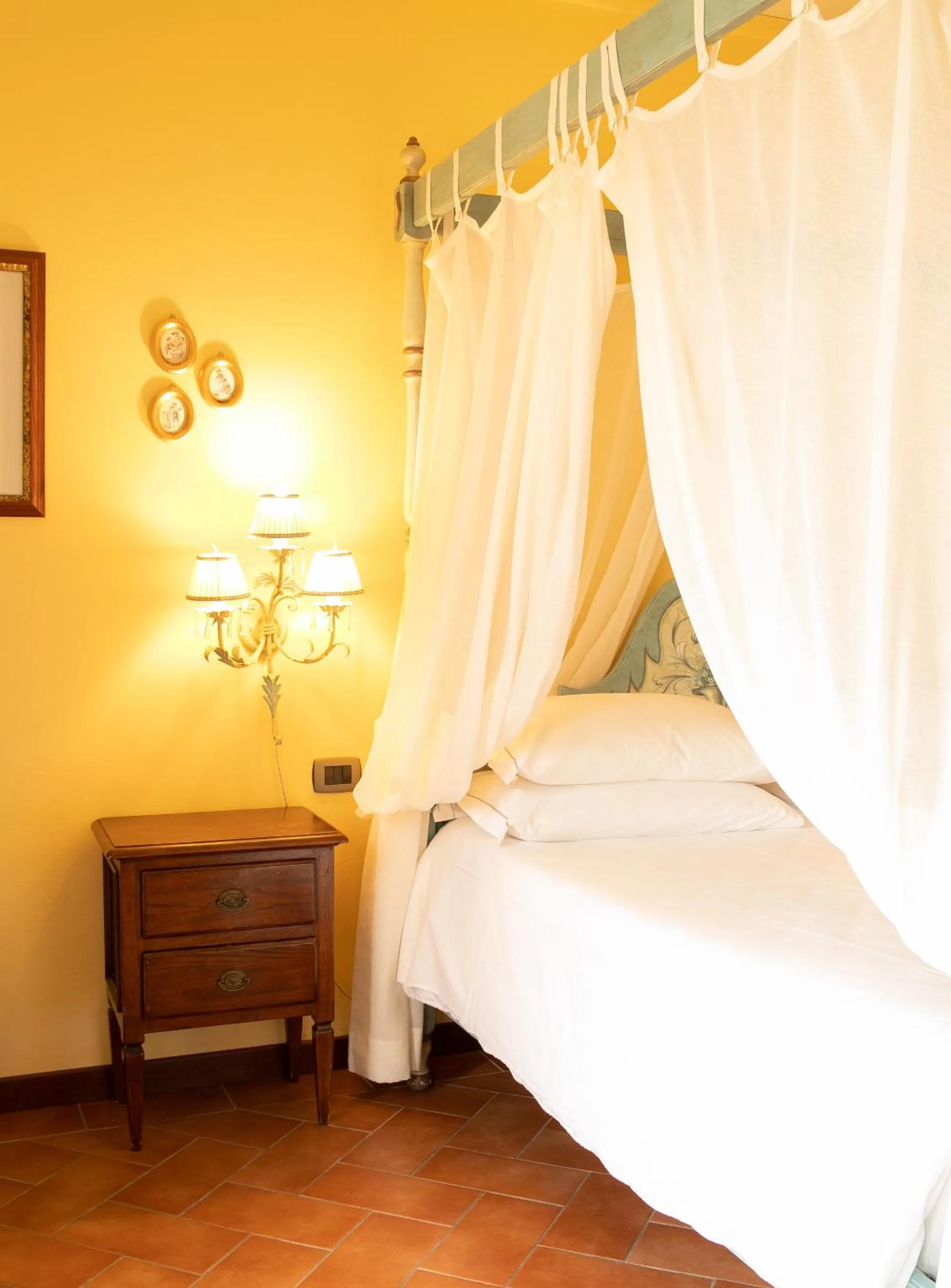 Bed in Borgo I Tre Baroni - Spa Suites & Resort
