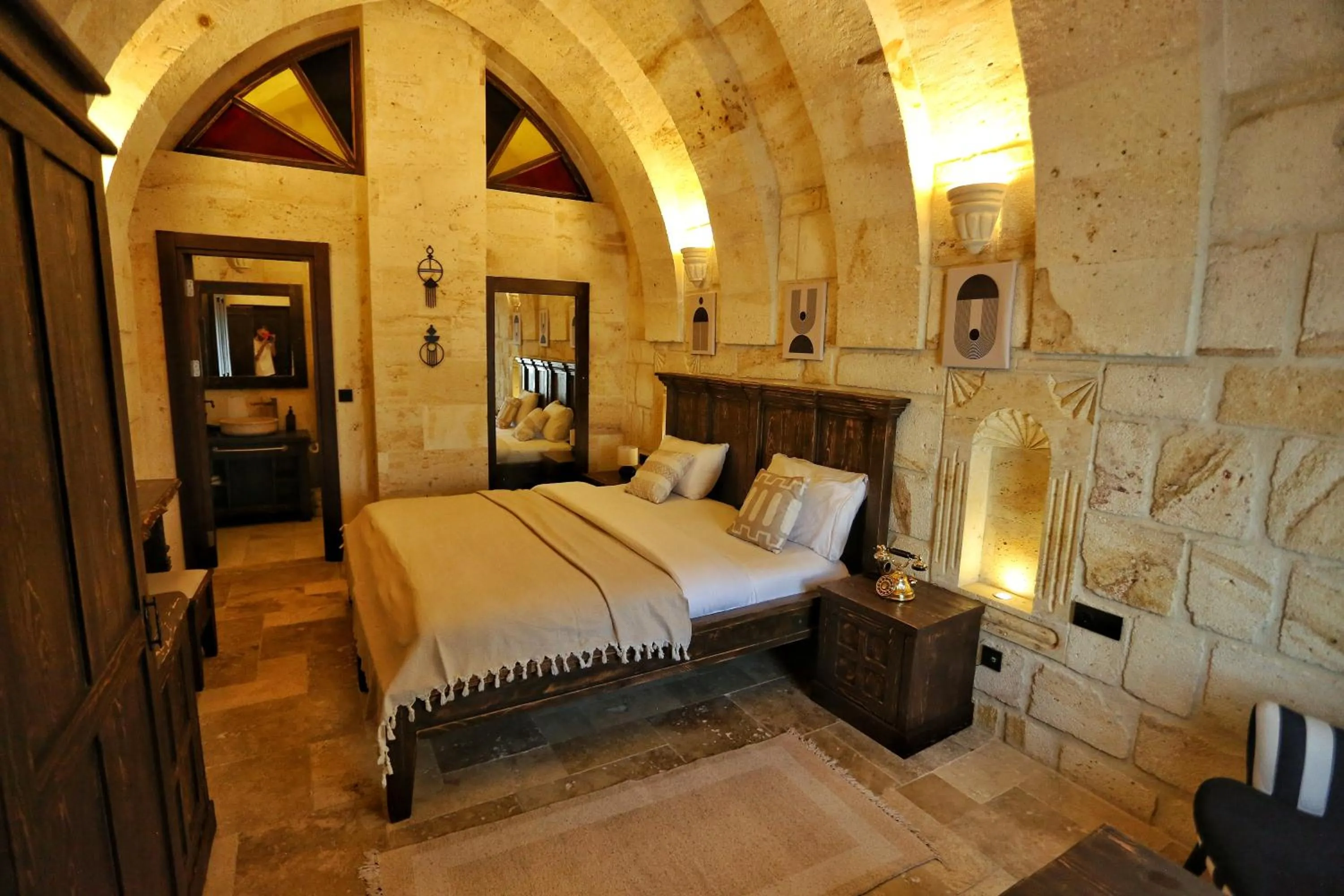 Bed in Nujel'm Cappadocia