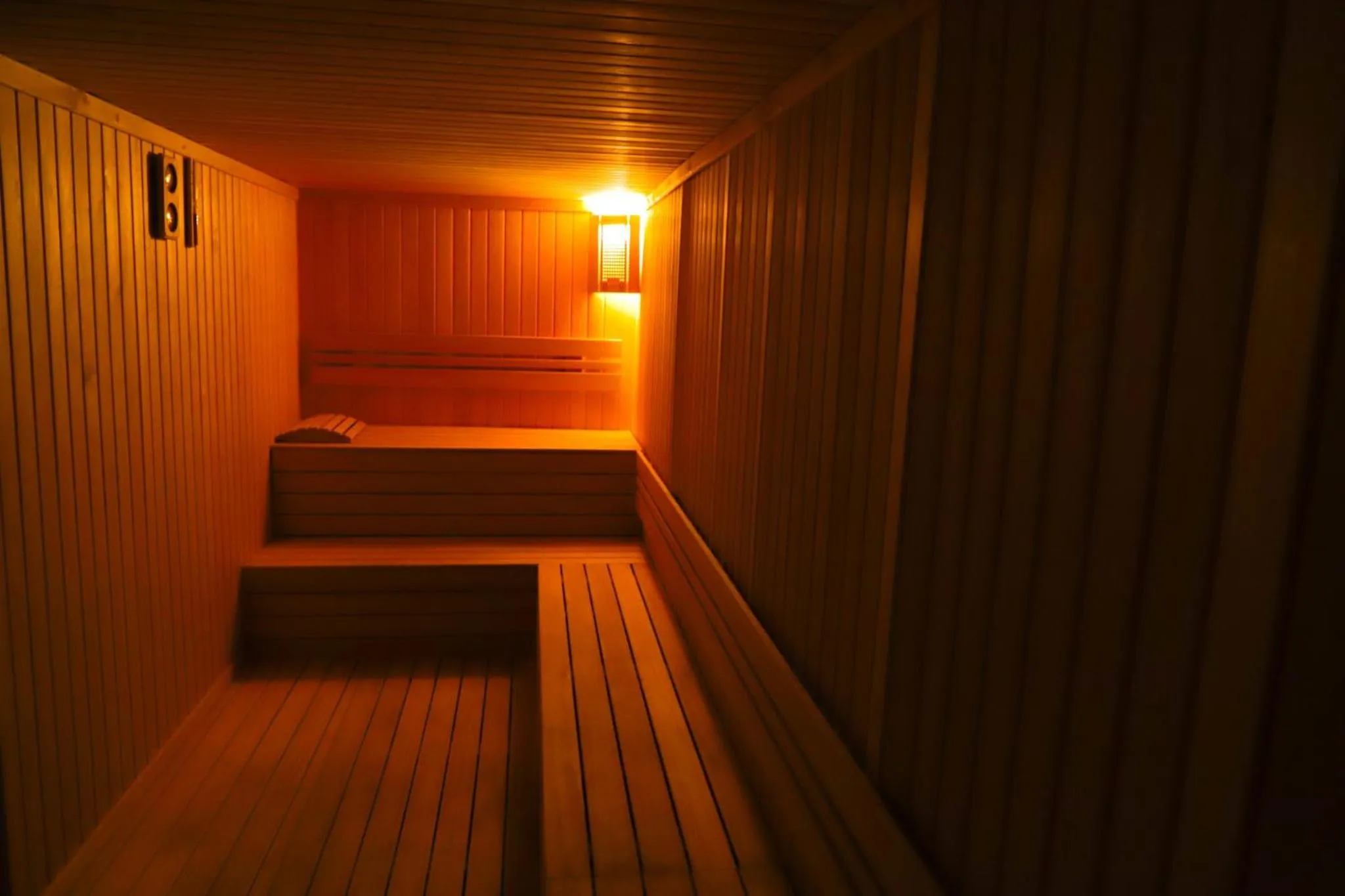 Sauna, Bed in UNITED HOTEL INTERNATIONAL